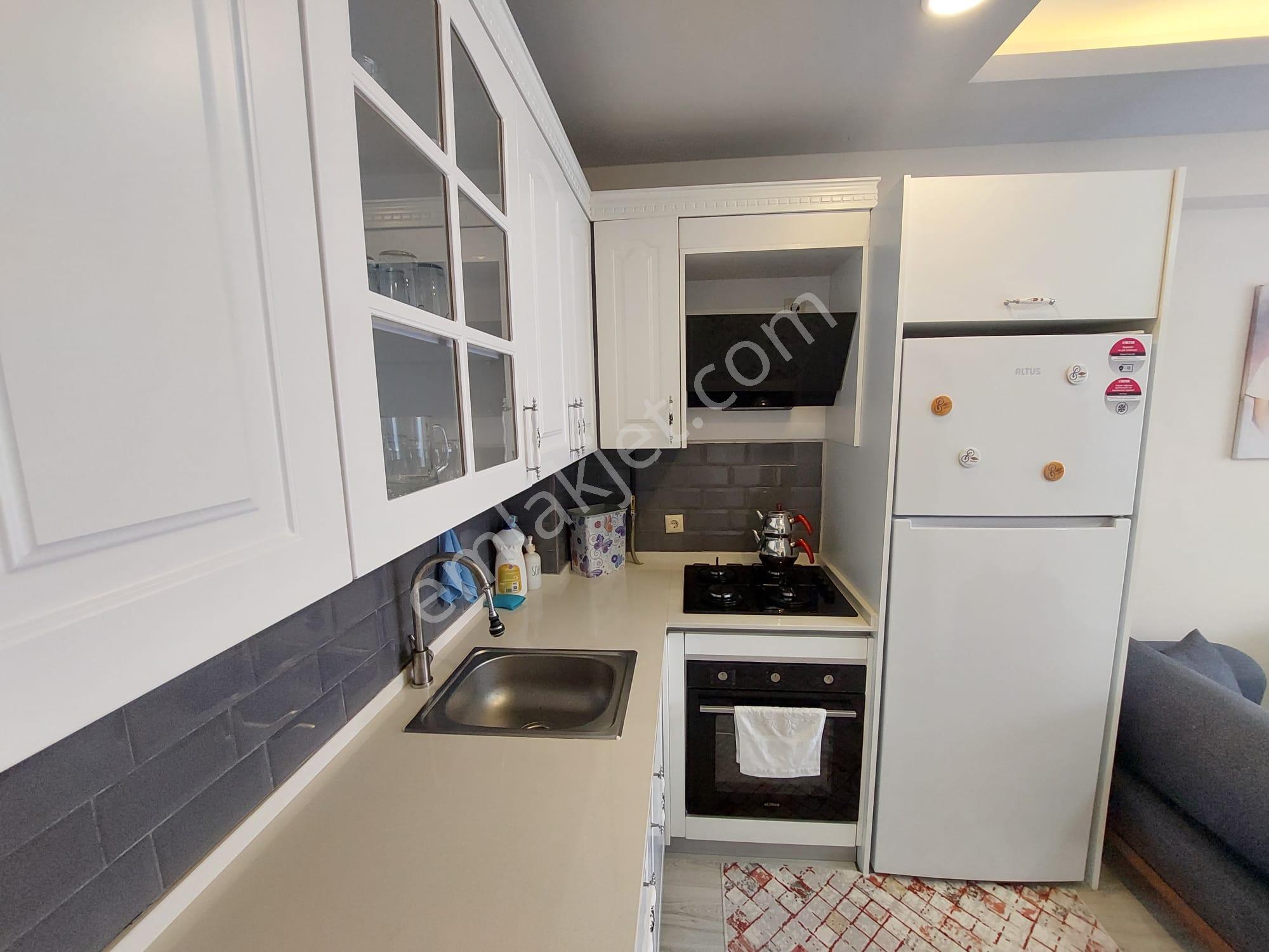 Çamlık Sitesinde Full Eşyalı Kombili 2+1 Güney Cephe Satılık - Görsel 21