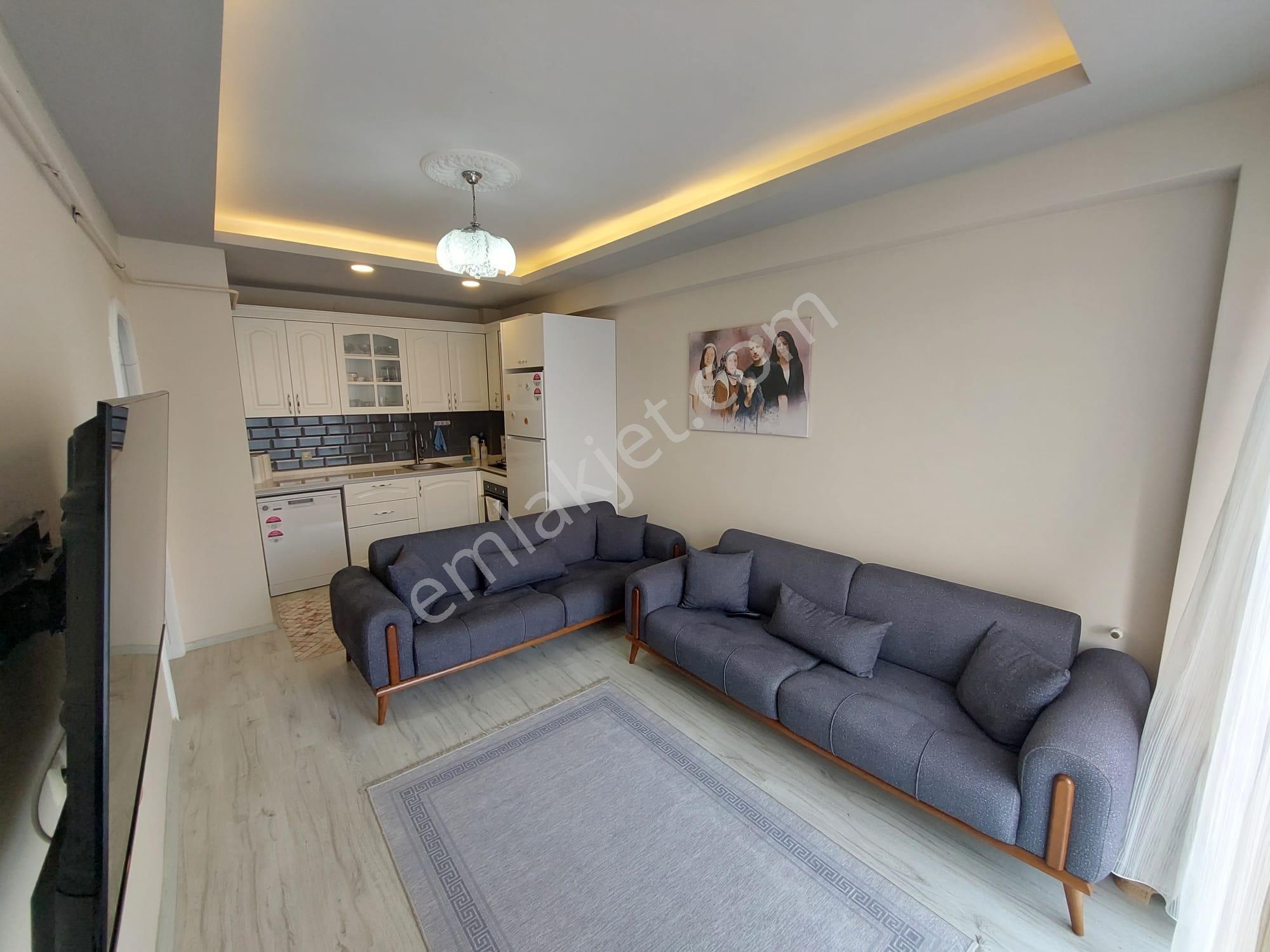 Çamlık Sitesinde Full Eşyalı Kombili 2+1 Güney Cephe Satılık - Görsel 16