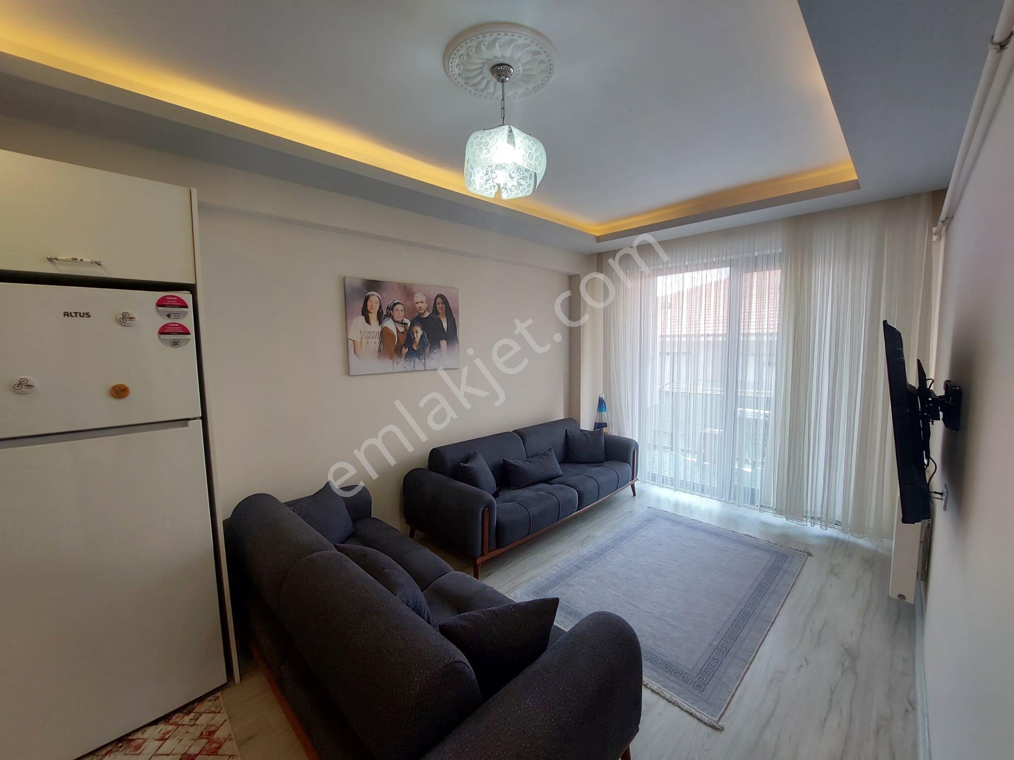 Çamlık Sitesinde Full Eşyalı Kombili 2+1 Güney Cephe Satılık - Görsel 15