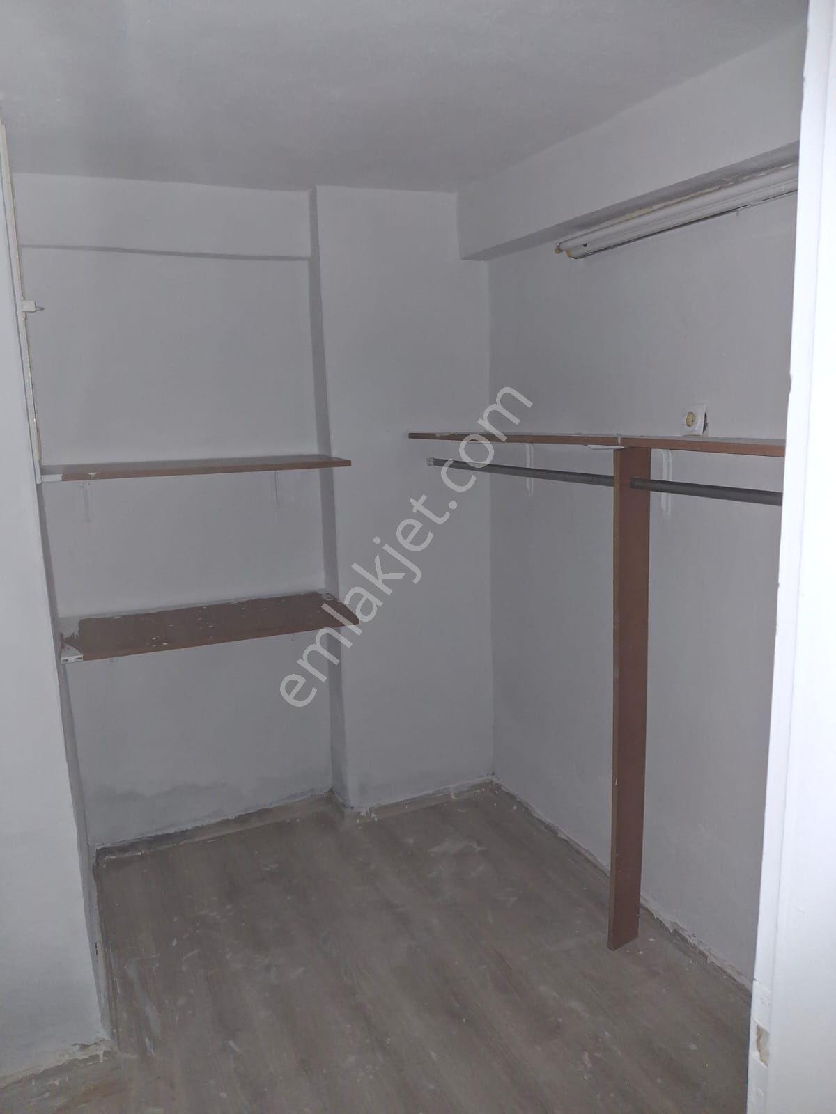 Göztepe'de 3.kat 2+1, 110 M2, Asansörlü Doğalgazlı Daire - Görsel 9