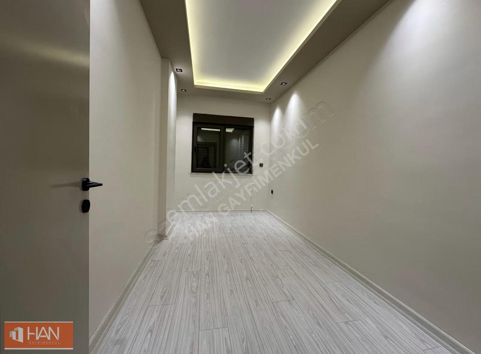 Aydoğmuş Mah. 3+1 Lüks Cadde Üzeri Ebeveyn Banyolu Çift Balkonlu - Görsel 13