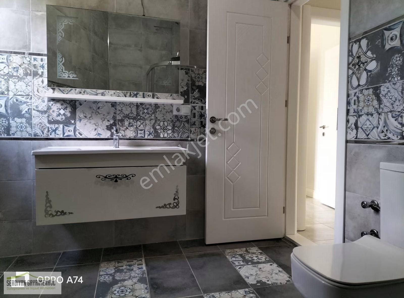 Serdivan İstiklal Mahallesinde Kiralık Daire.. - Görsel 22