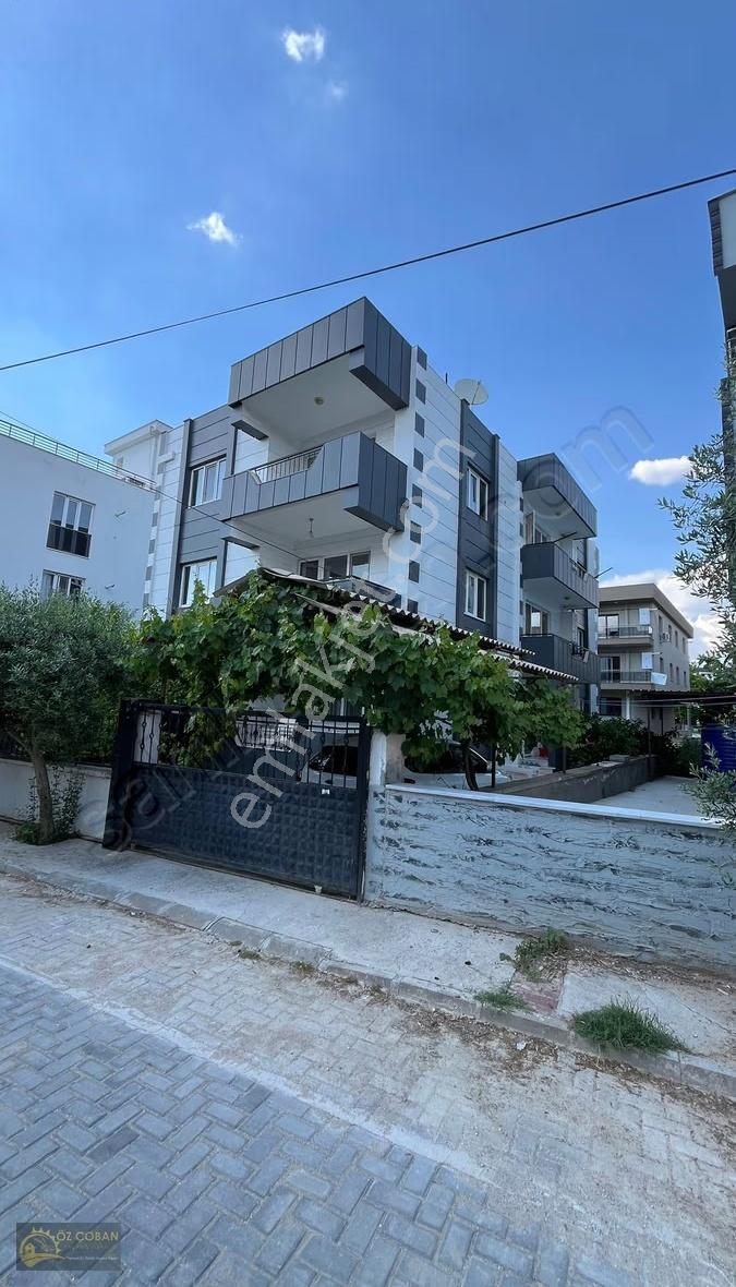 Özçoban Gayrimenkul'den Satılık 3 Katlı Müstakil Bina
