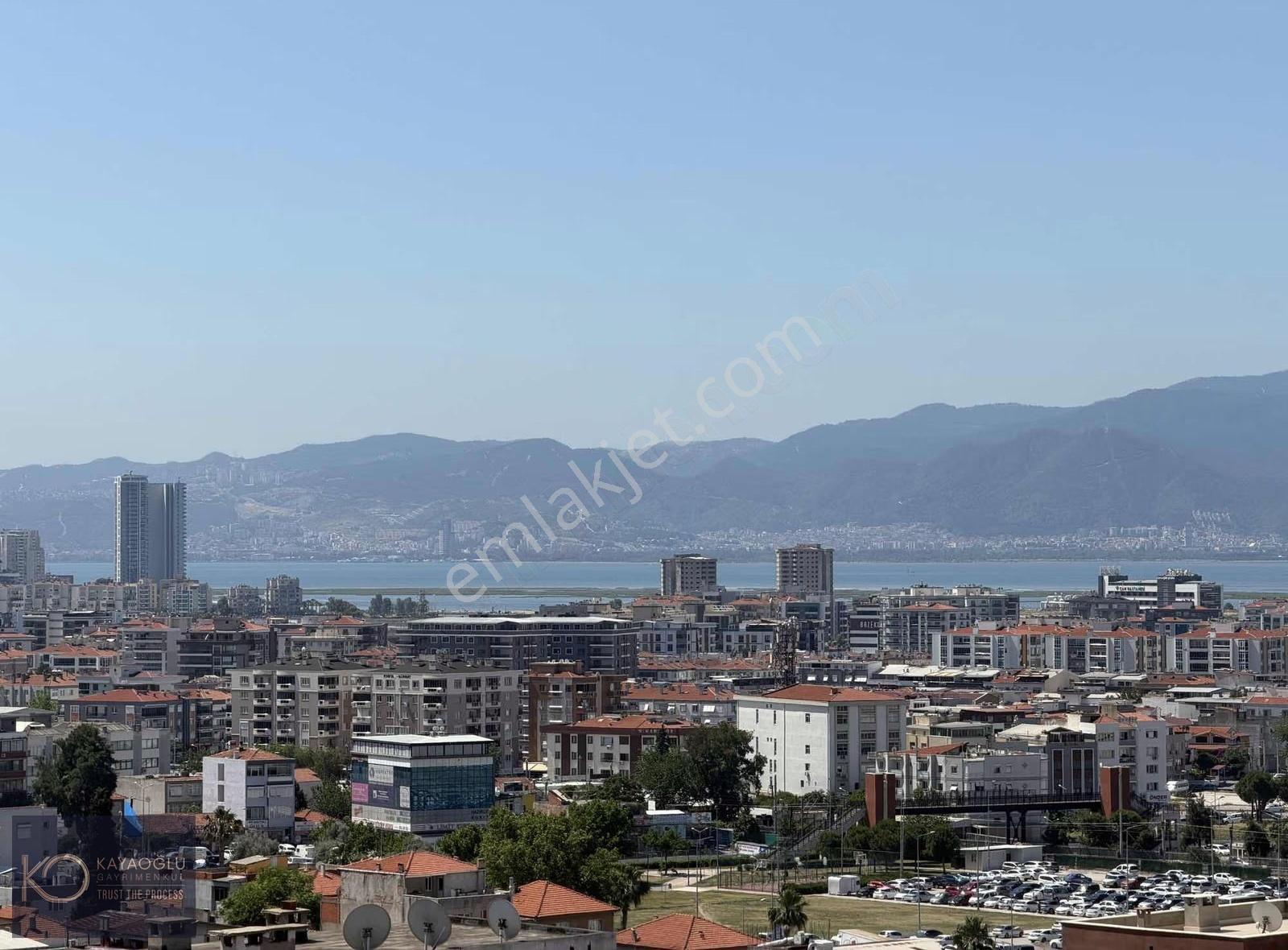 Deniz Manzaralı Kullanışlı 3+1 / Krediye Uygun Fırsat Daire