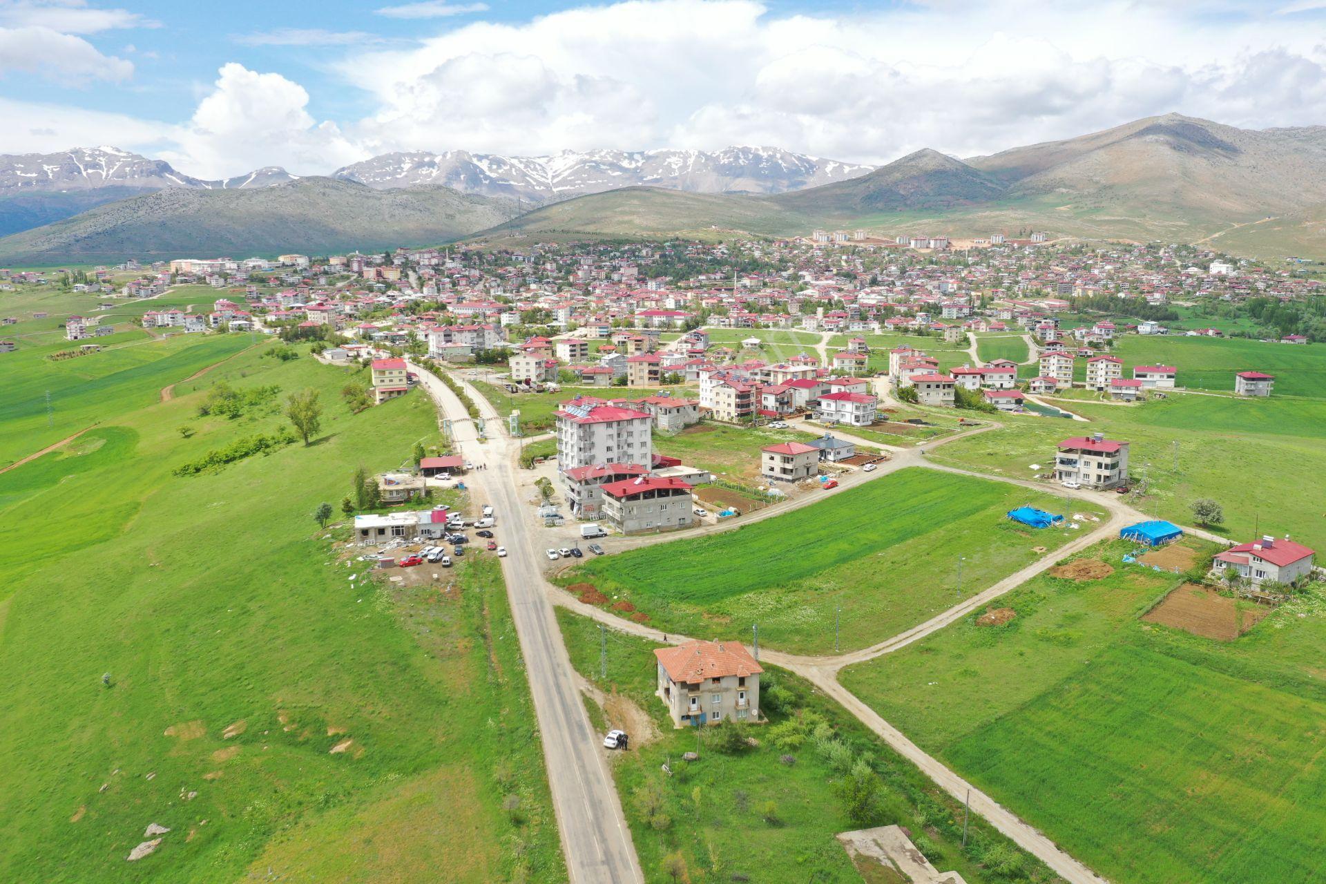 Tufanbeyli İstiklal Mahallesinde İlçenin Girişi Adana Yoluna Sıfır 3 Katlı Müsakil Satılık Ev - Görsel 7