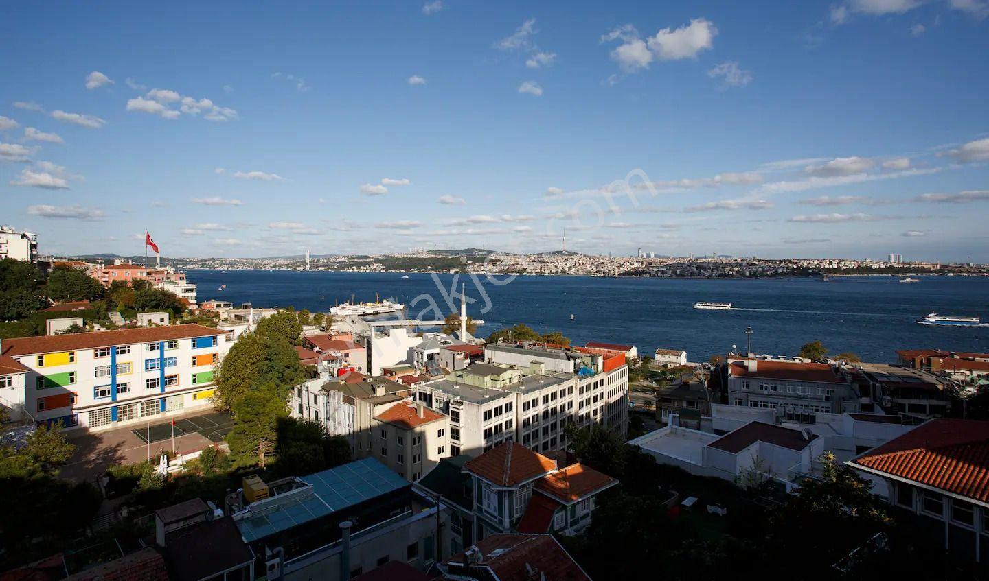 Cihangir'de Boğaz Ve Tarihi Yarımada Manzaralı 2,5+1 Full Eşyalı