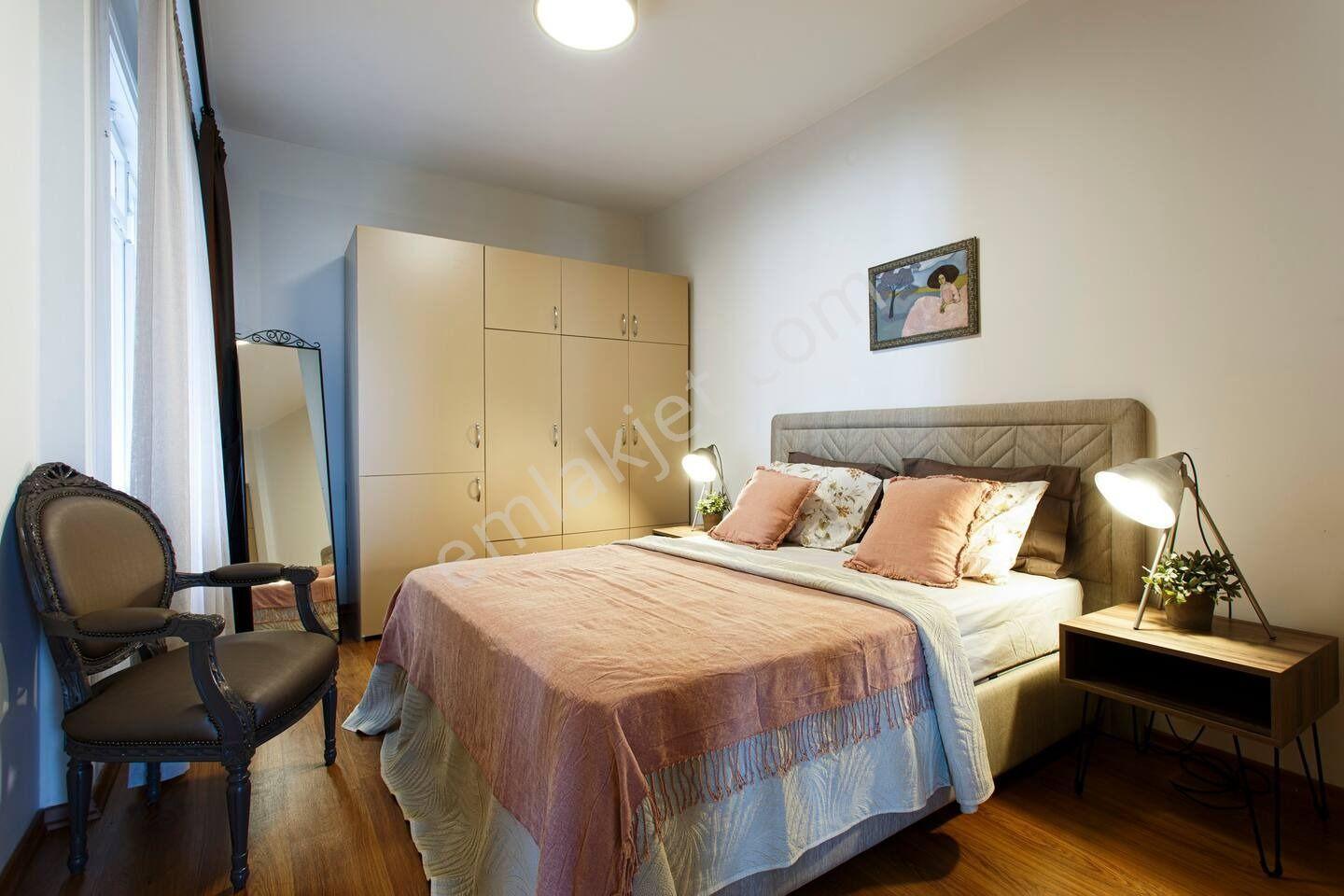 Cihangir'de Boğaz Ve Tarihi Yarımada Manzaralı 2,5+1 Full Eşyalı - Görsel 24