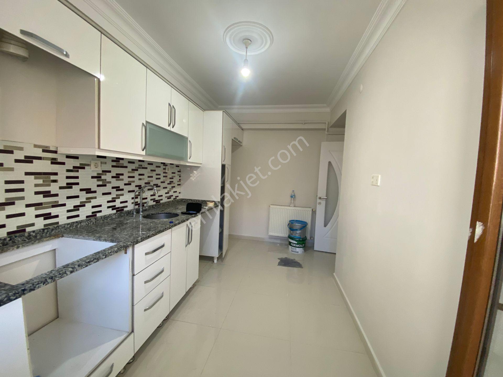 Avrupa Emlak Tan Memura,menderes Mh 120m² 3+1 3.kat,7 Yıllık,asansör,dörtyol Ve Metroya Yakın,boyalı - Görsel 13