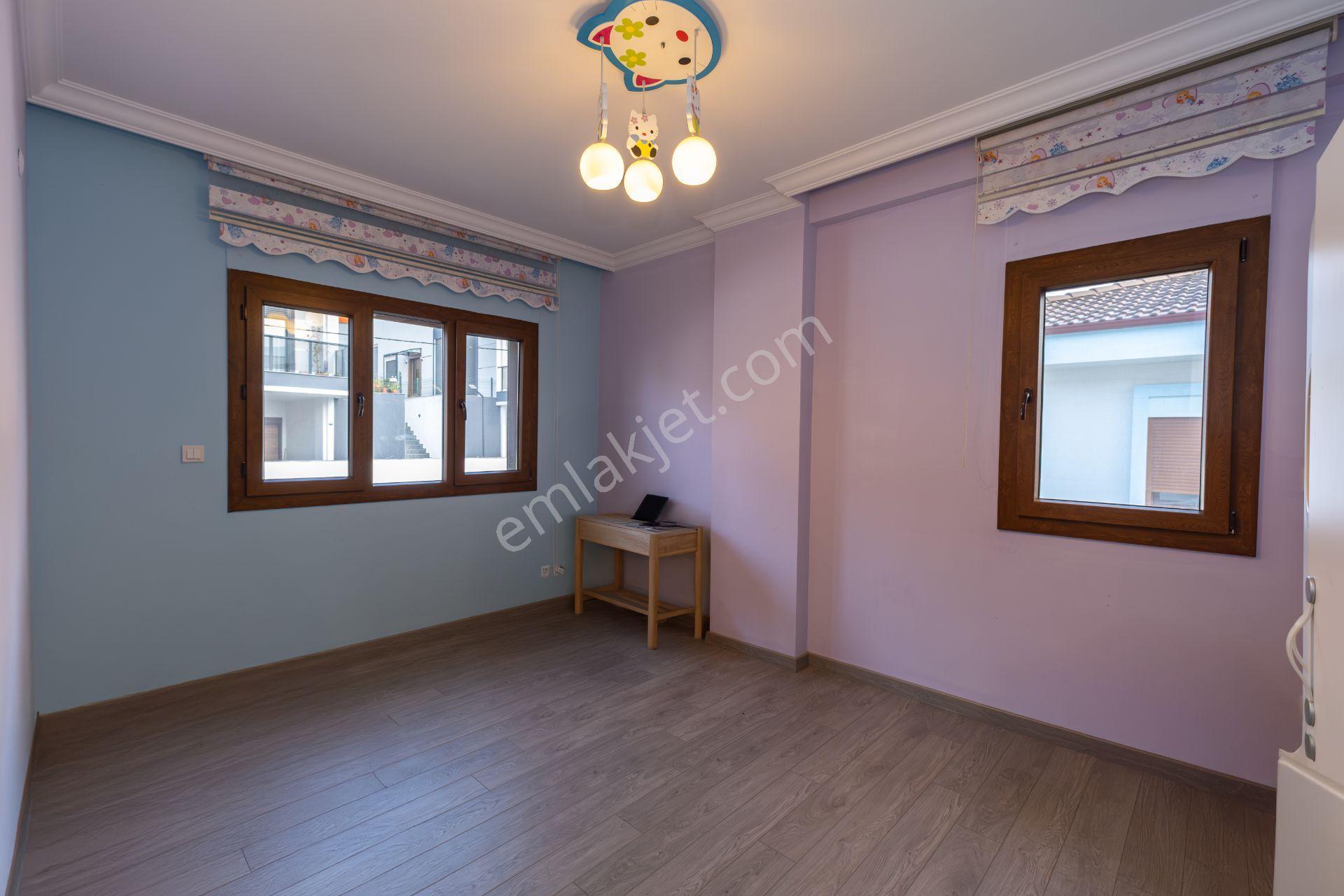 İzmir Selçuk'ta Emsali Olmayan Satılık 5+1 Tripleks Villa - Görsel 22