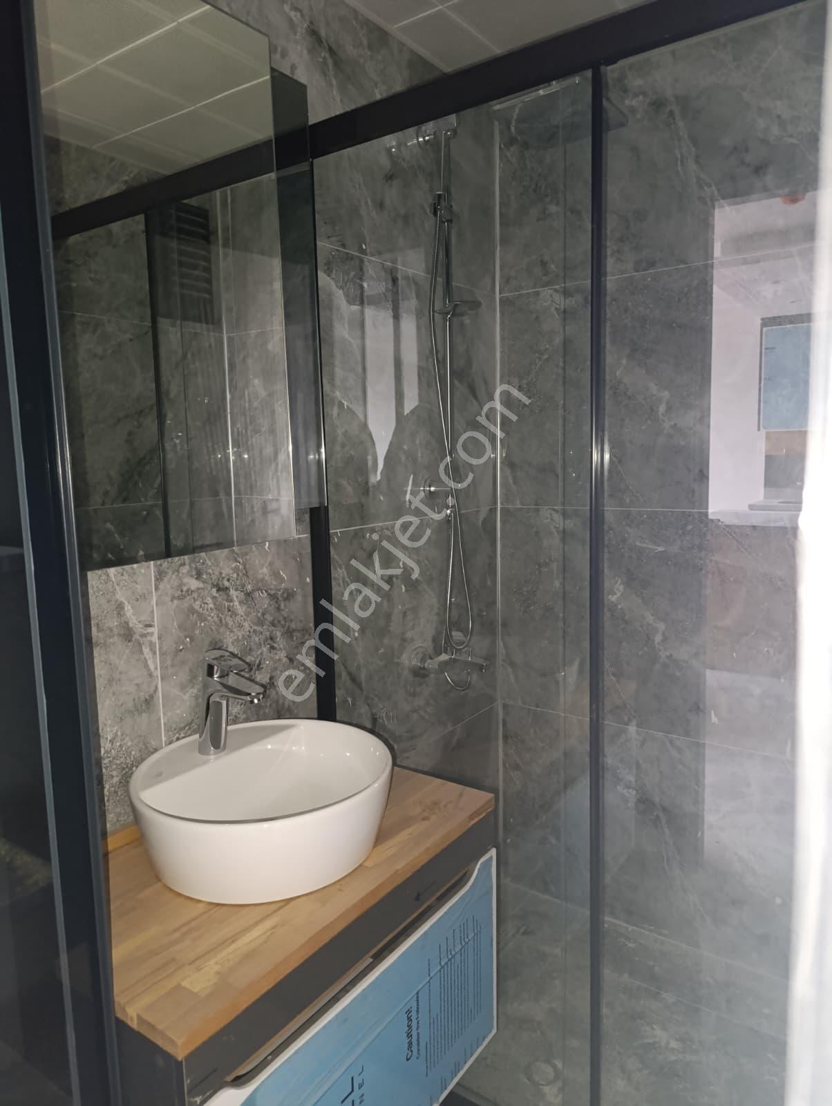 Vera Star'da, Metroya Yakın, Orman Manzaralı Eşyalı Kiralık 1+1 - Görsel 27