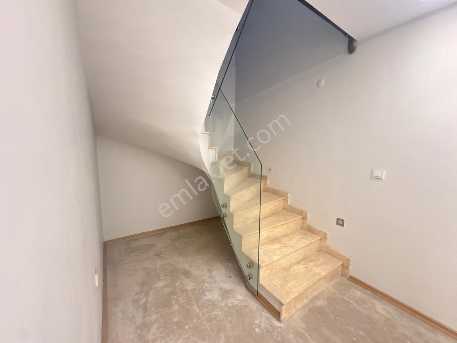 Bal Gayrimenkul'den Kasımpaşa'da 240m² Çift Teraslı 4+1 Dubleks - Görsel 27