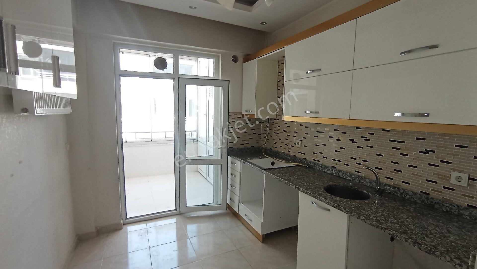 Bülbülzade Mahlesinde Temiz 2+1 Göbek Kat Daire - Görsel 35