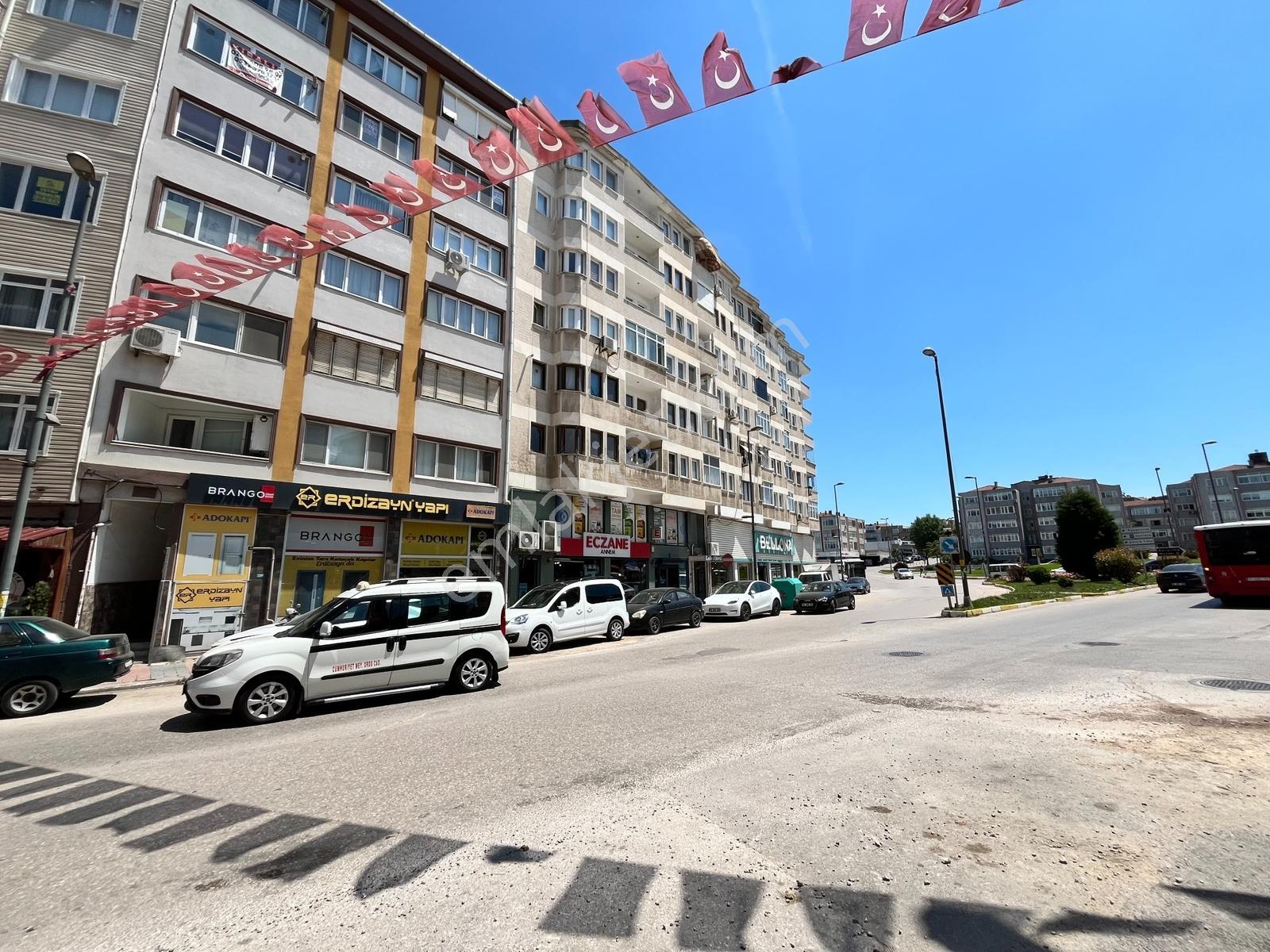Sevinç'ten Ordu Caddesi Üzeri Arakat Asansörlü 2+1 Kiralık Daire - Görsel 34