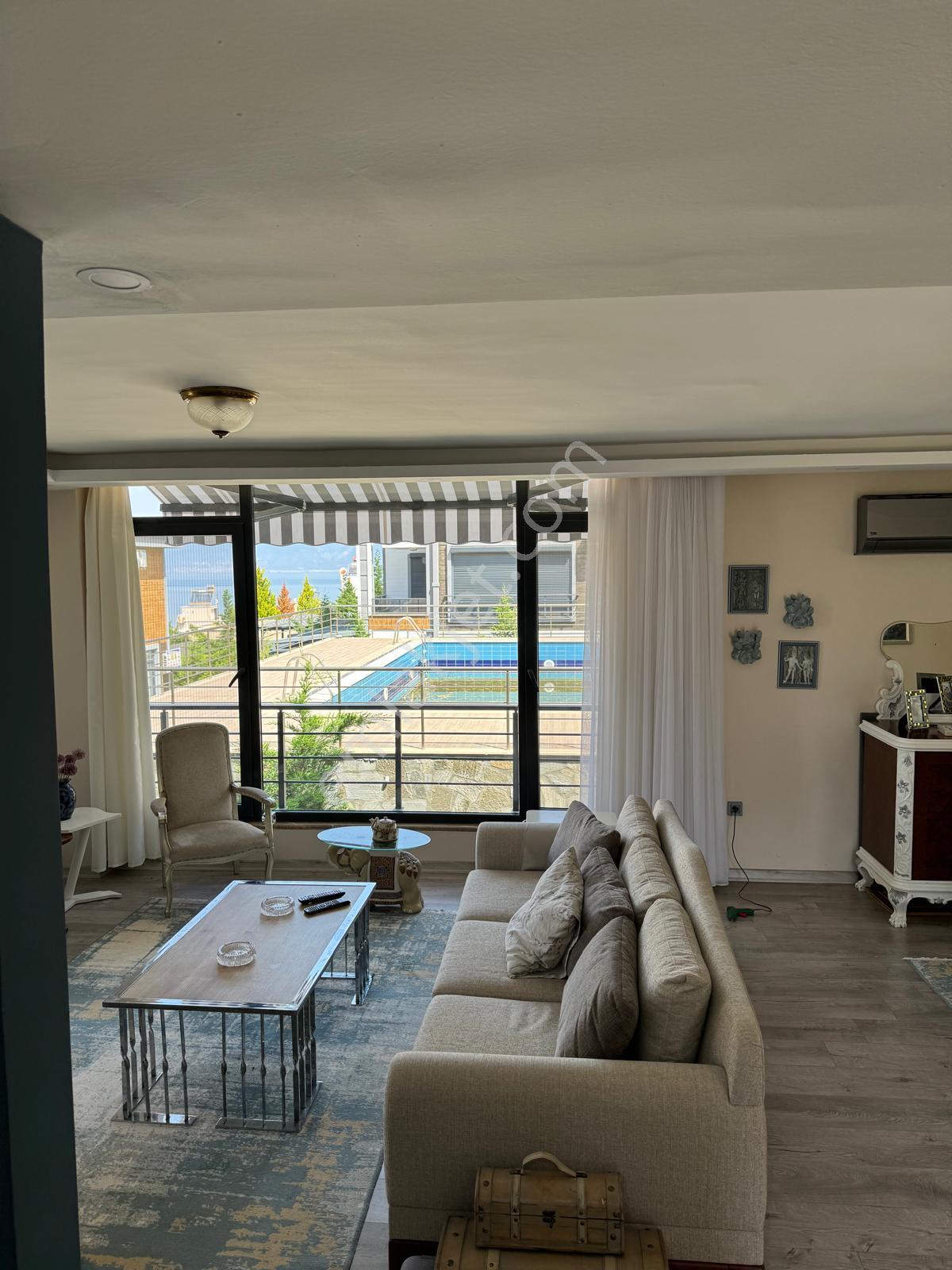 Burhaniye Pelitköy De Satılık Muhtesem Villa. - Görsel 7