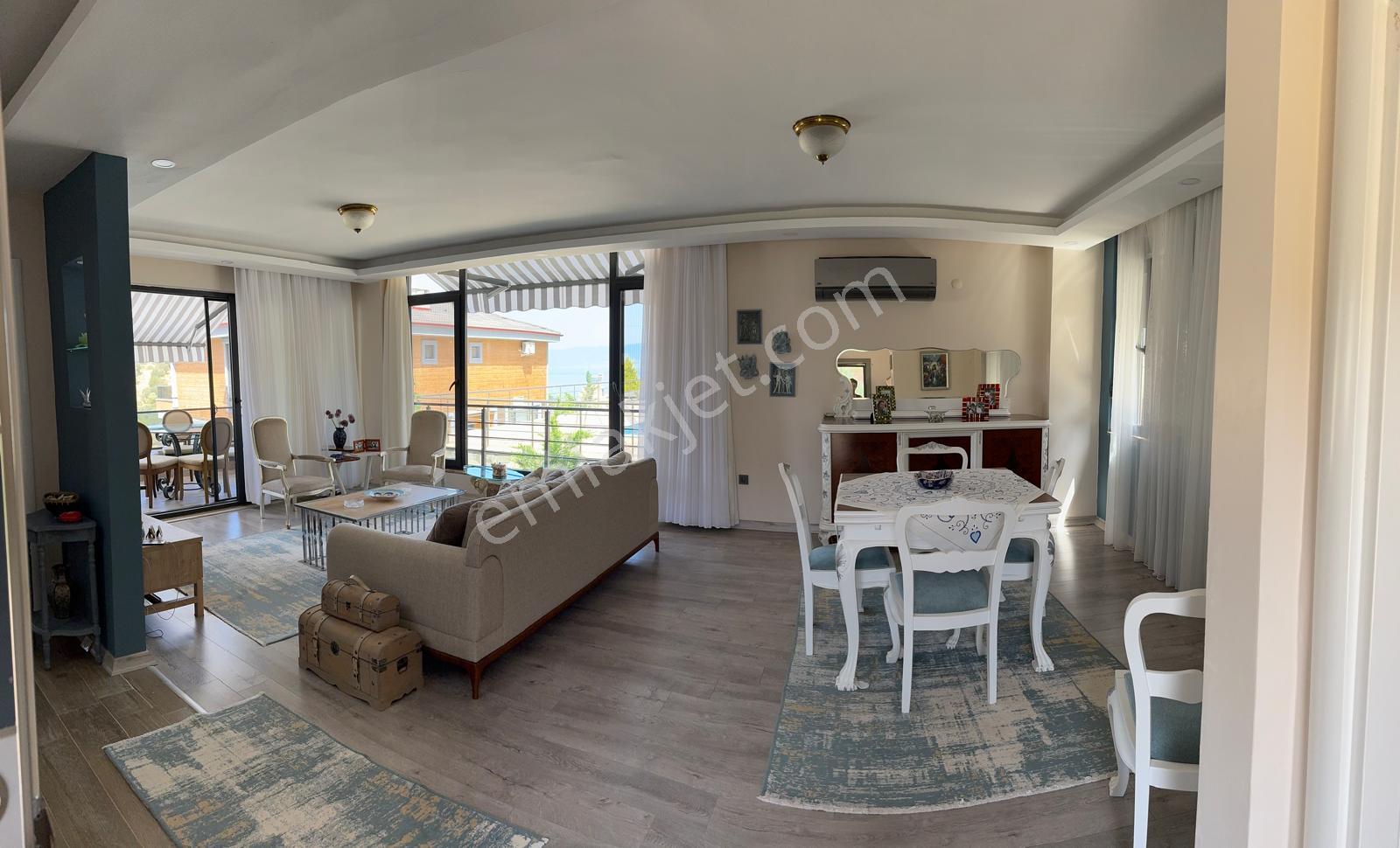 Burhaniye Pelitköy De Satılık Muhtesem Villa. - Görsel 4