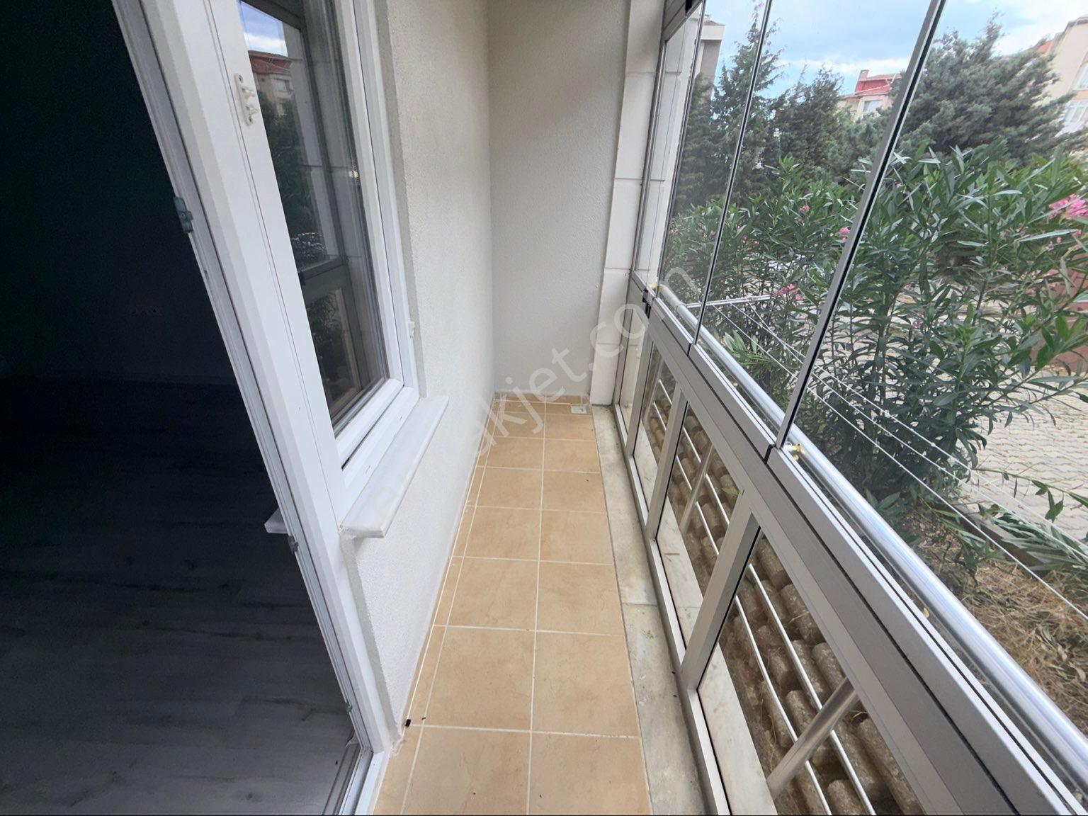 Tekirdağ Süleymanpaşa Hürriyet Mah Cam Balkonlu Ferah 2+1 Kiralık Daire - Görsel 13