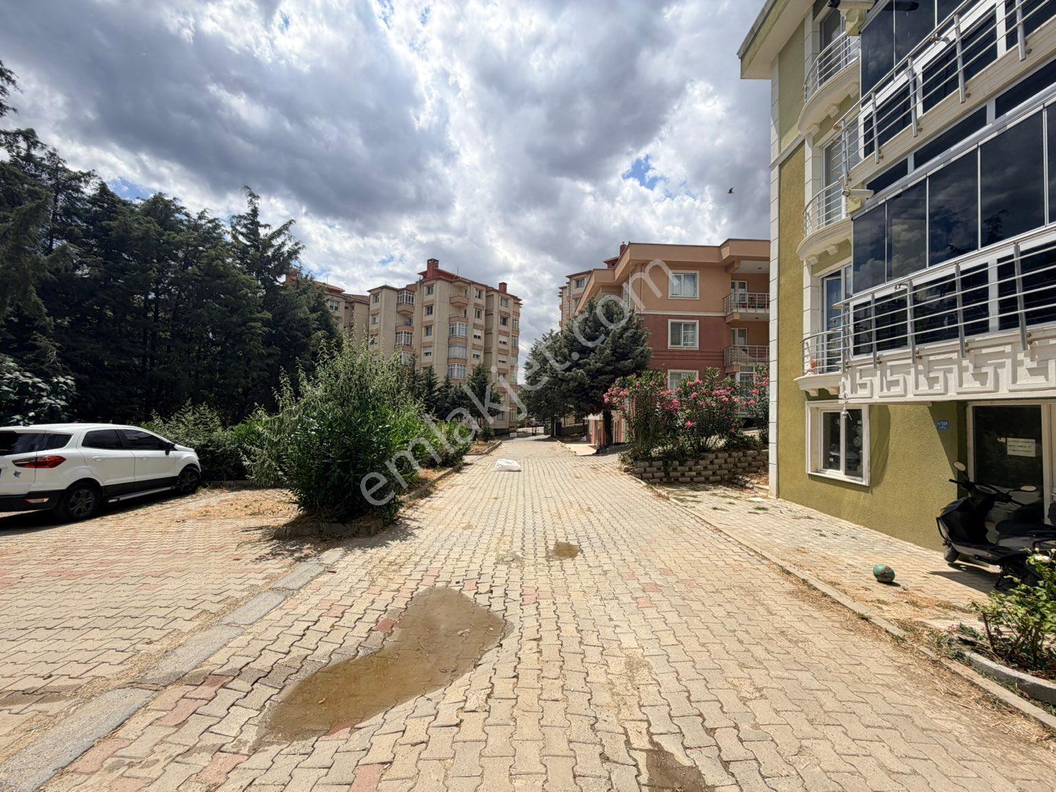Tekirdağ Süleymanpaşa Hürriyet Mah Cam Balkonlu Ferah 2+1 Kiralık Daire - Görsel 35