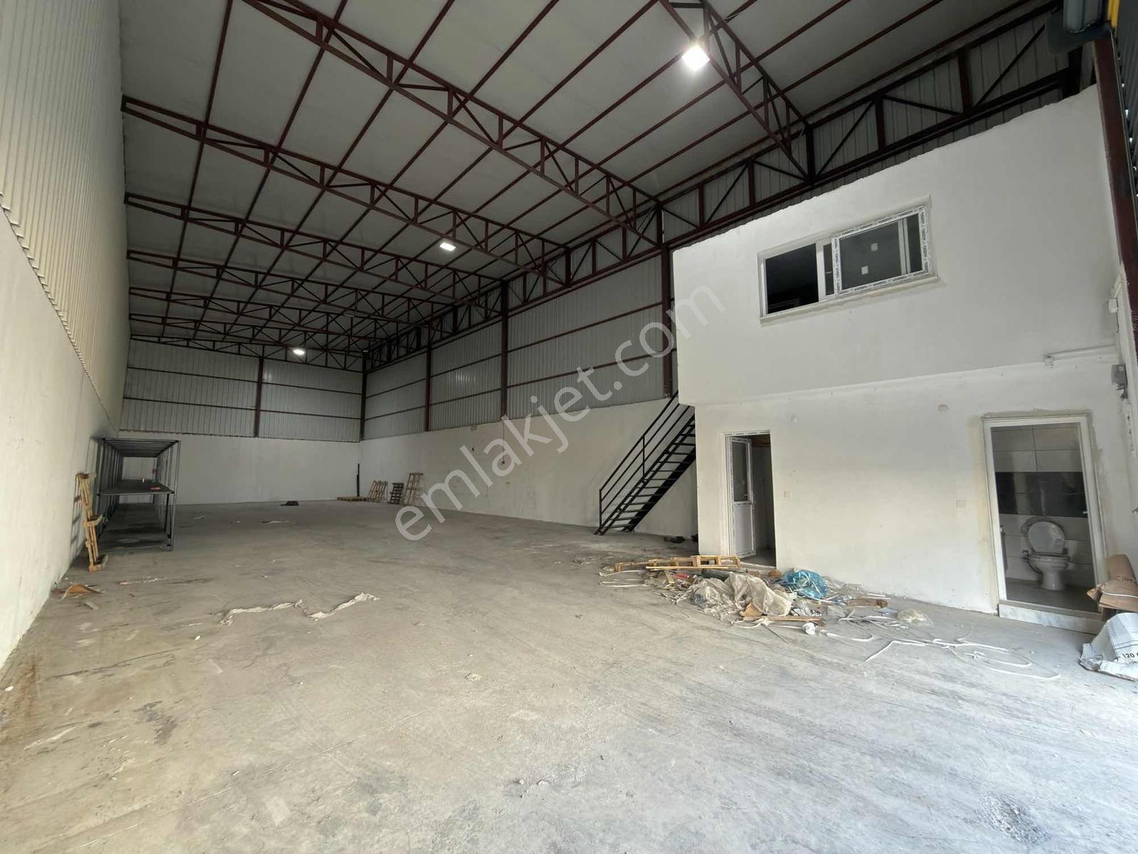 Olduruk Mevki| 320 M² ,elektrikli Kepenkli Kiralık Depo