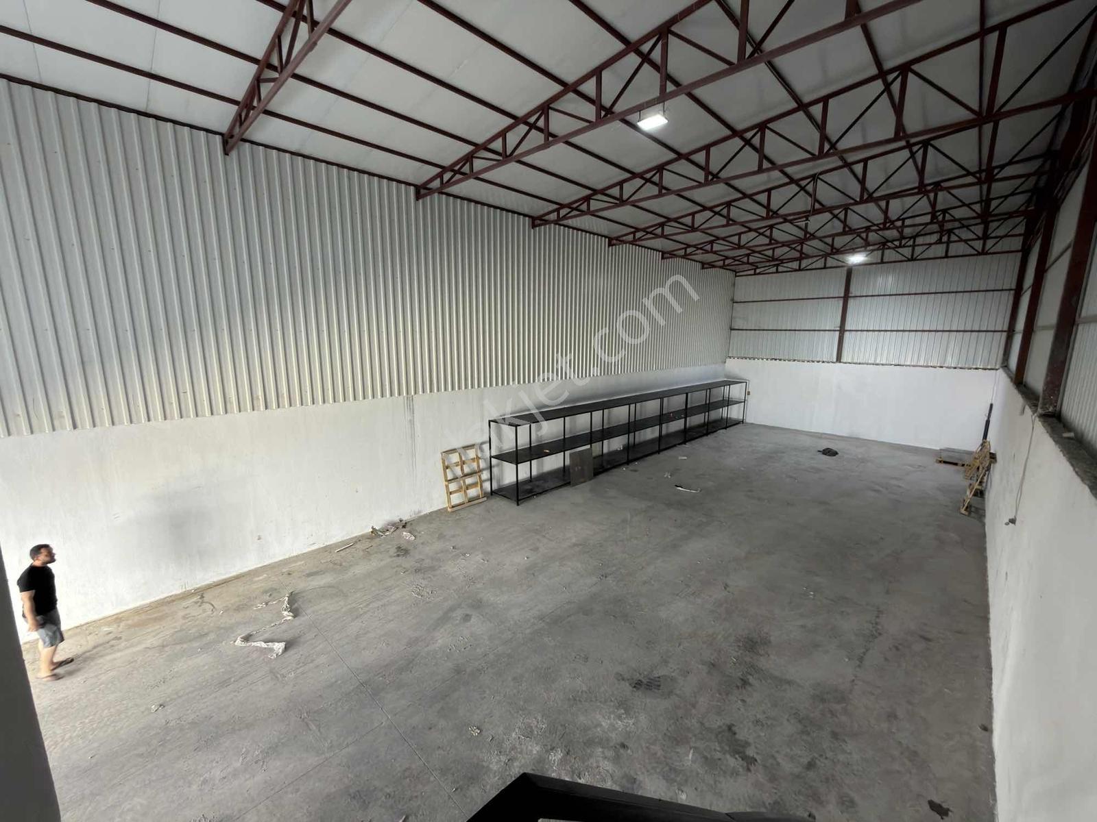 Olduruk Mevki| 320 M² ,elektrikli Kepenkli Kiralık Depo - Görsel 3