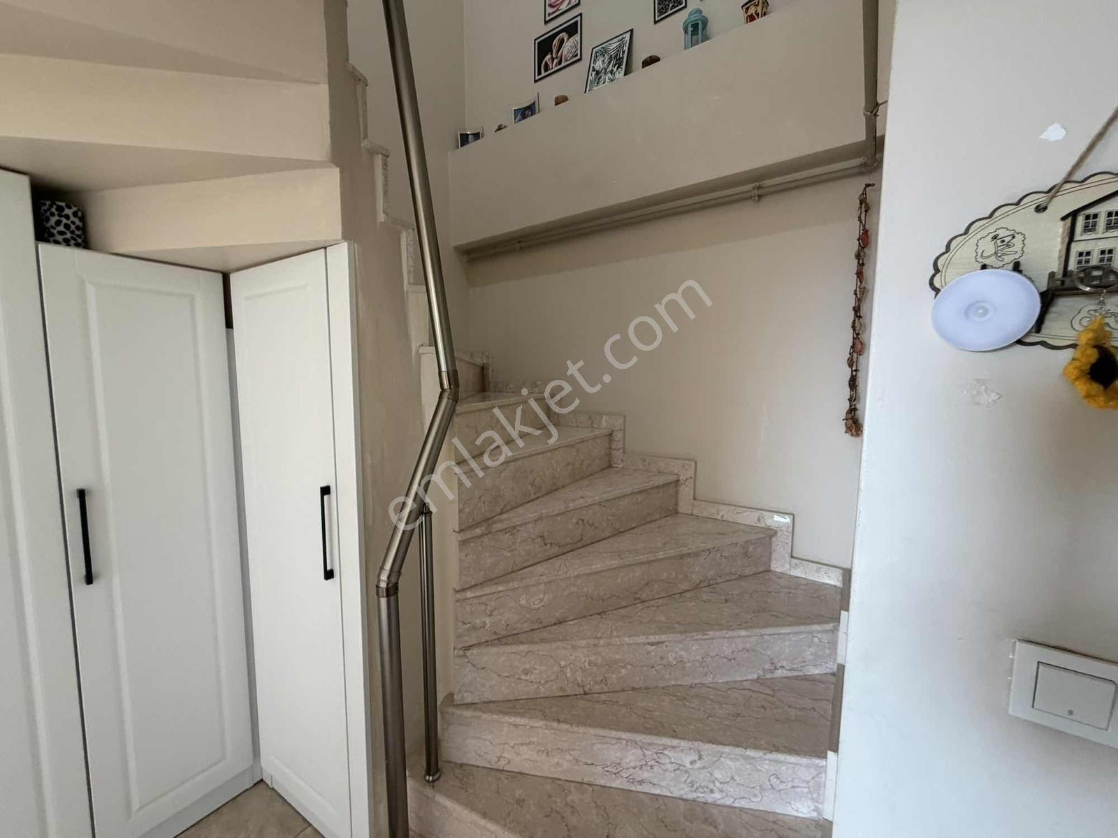 Yoldaş Emlaktan Erenlerde 3+1 Satılık Dubleks Manzaralı Daire - Görsel 16
