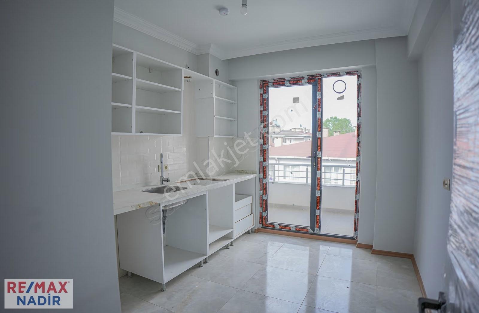 Re/max Nadir Güvencesiyle Tirebolunda Sıfır 3+1 Daıreler - Görsel 26