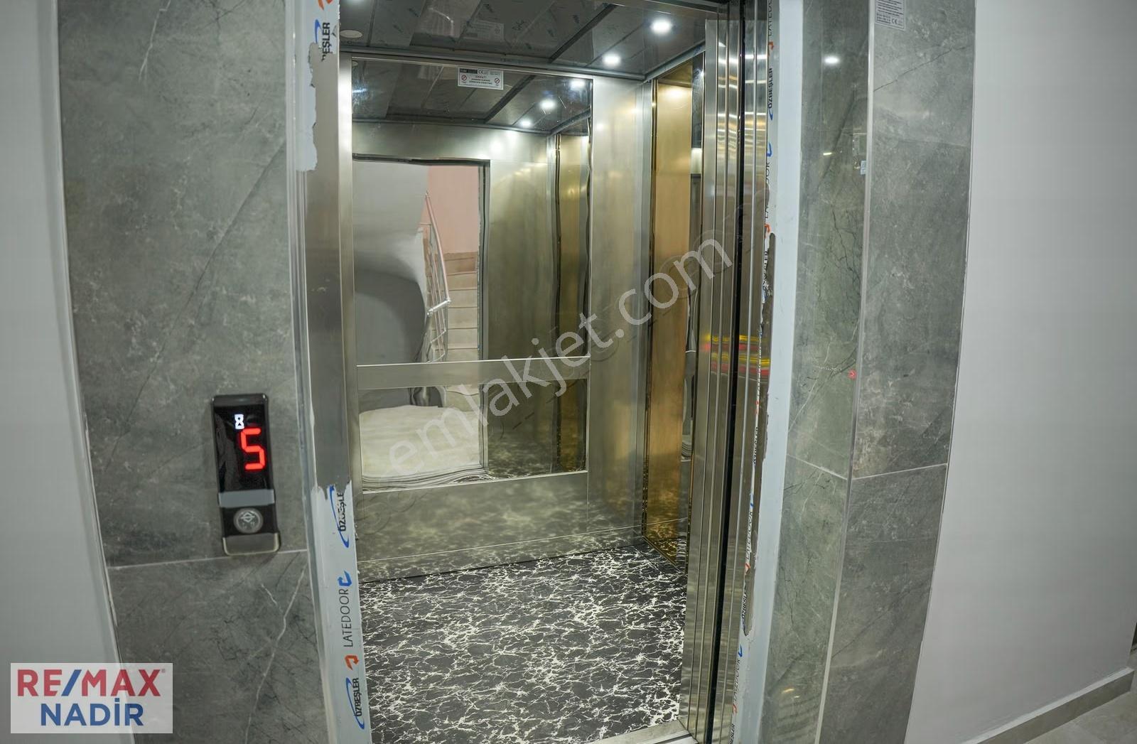 Re/max Nadir Güvencesiyle Tirebolunda Sıfır 3+1 Daıreler - Görsel 21