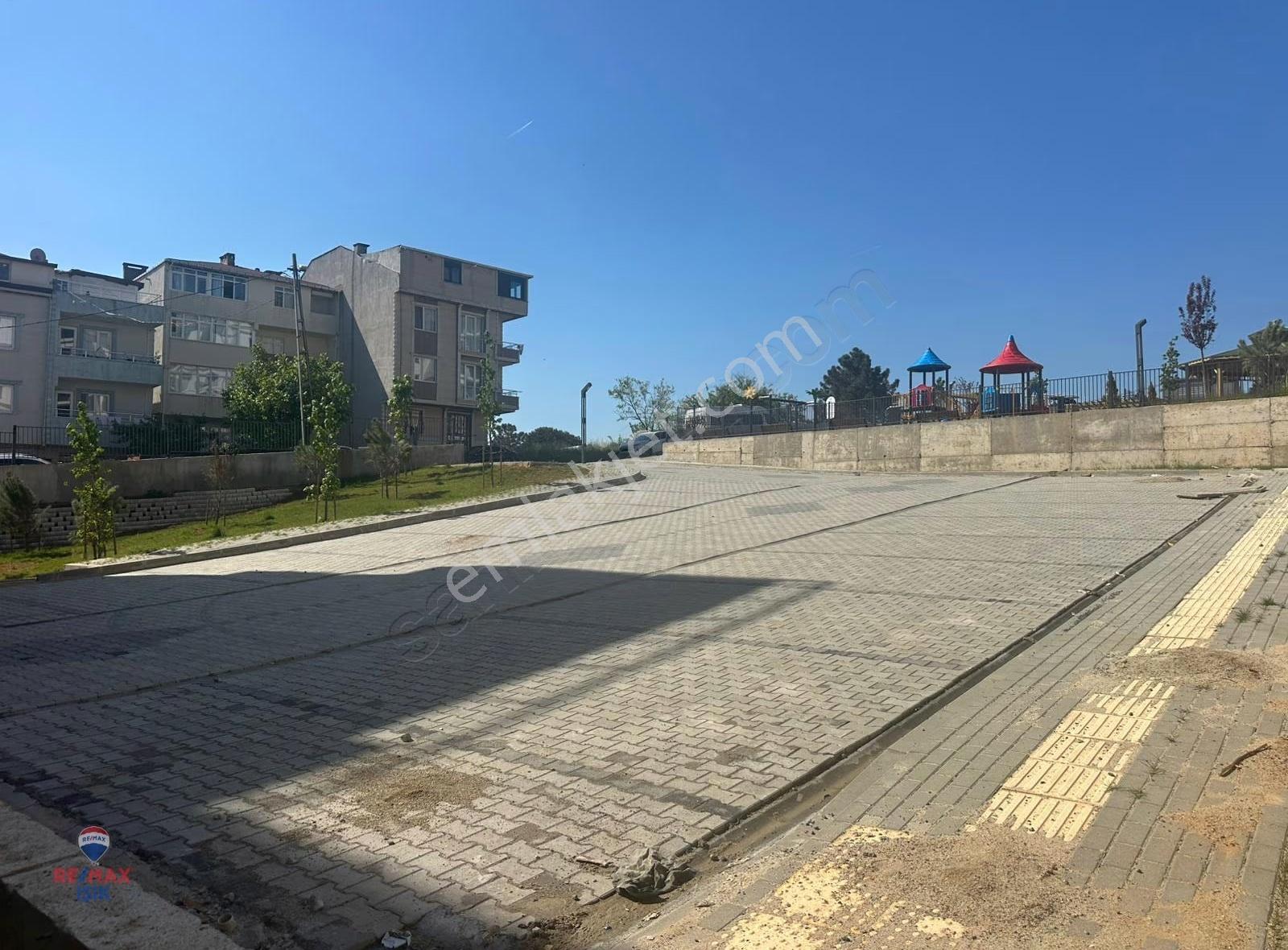 Sancaktepe Sarıgazi Mahallesinde Tokide 2+1 Kiralık Daire - Görsel 11