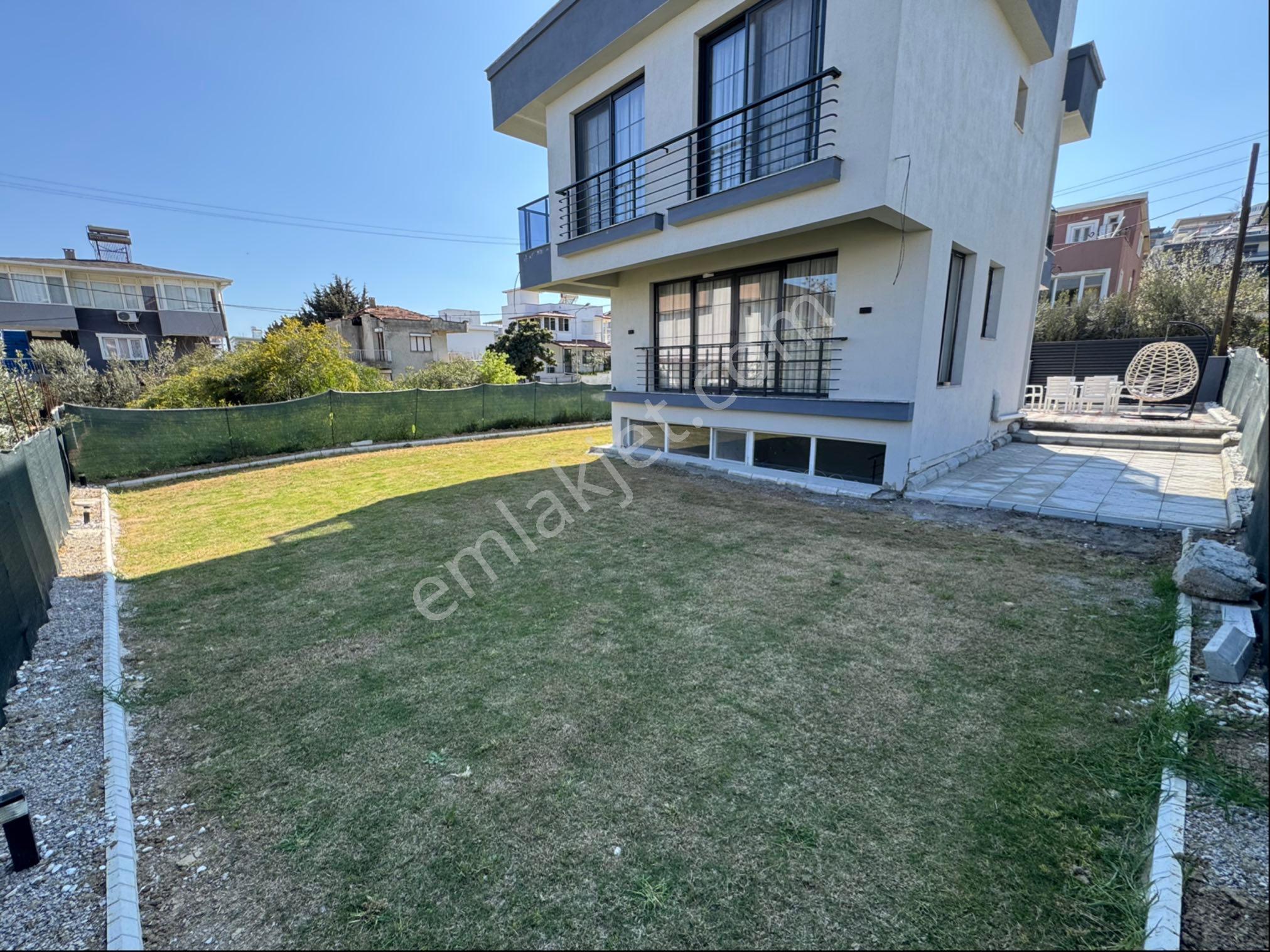 İzmir Seferihisar Doğanbey De Satılık Bahçeli 4+1 Yazlık Villa - Görsel 27