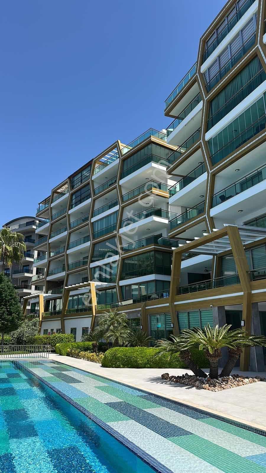Alanya Kargıcakta Satılık Panoramik Deniz Manzaralı 1+1 Daire - Görsel 15