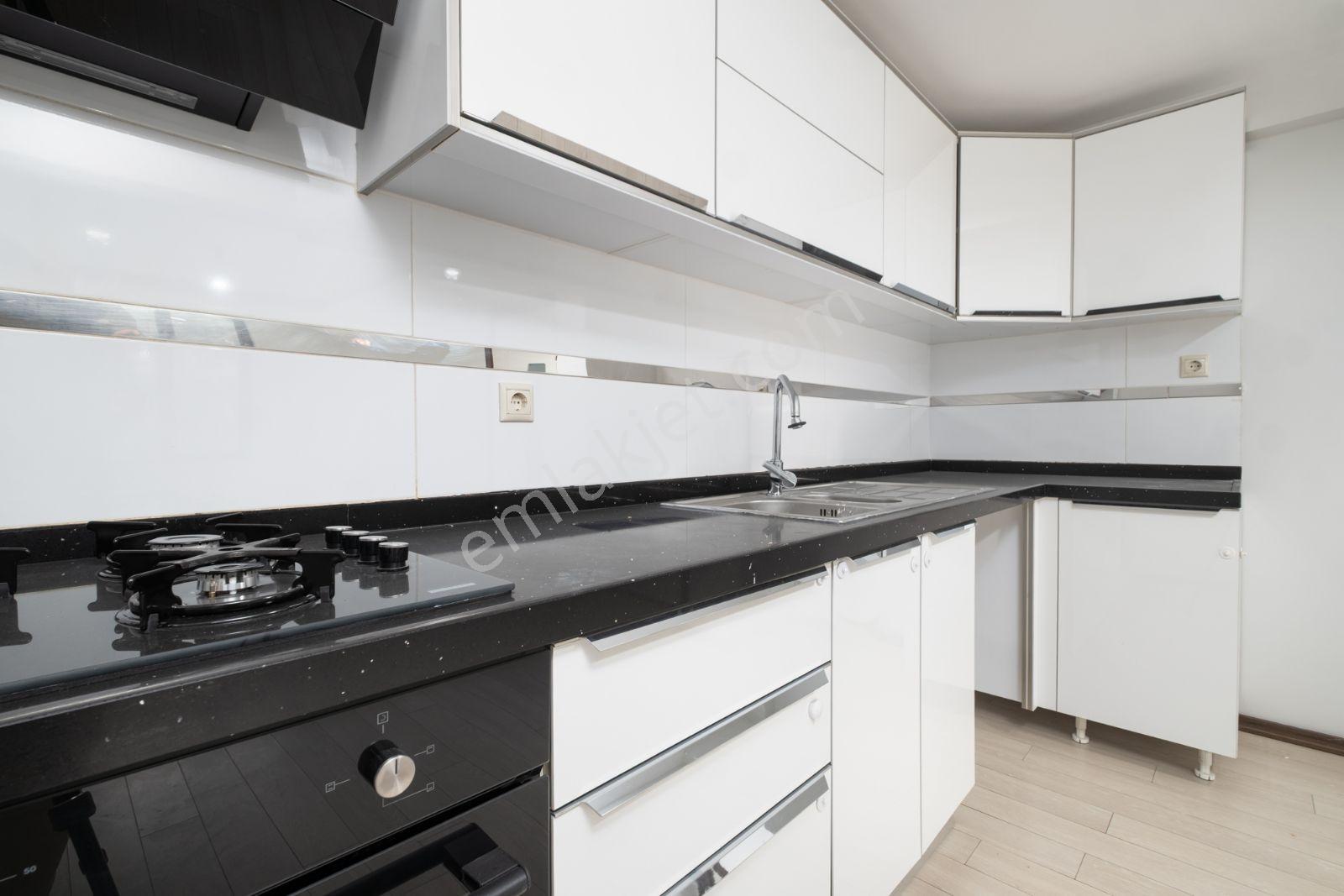 Remax Advantageden 23 Nisanda Site İçi Fırsat Daire - Görsel 12