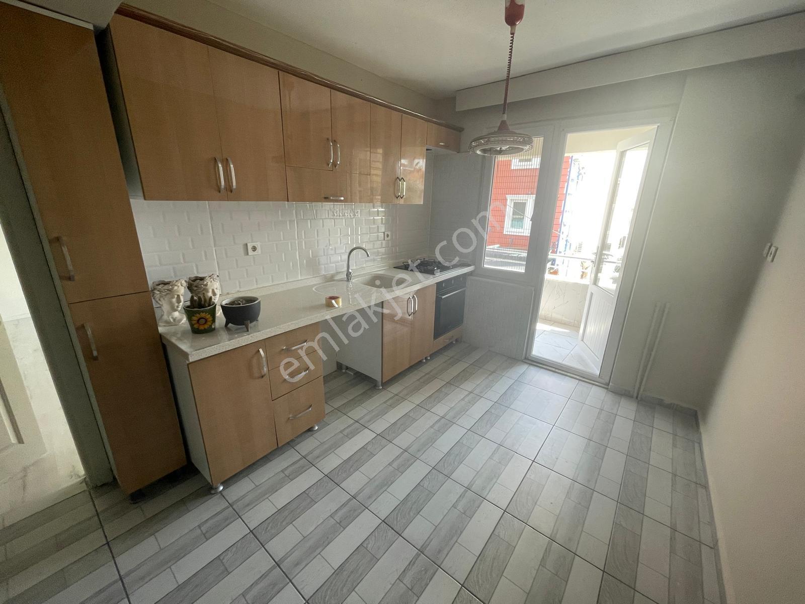 Balıkesir Altınoluk'ta Kiralık Deniz'e Çok Yakın 2+1 Daire - Görsel 6