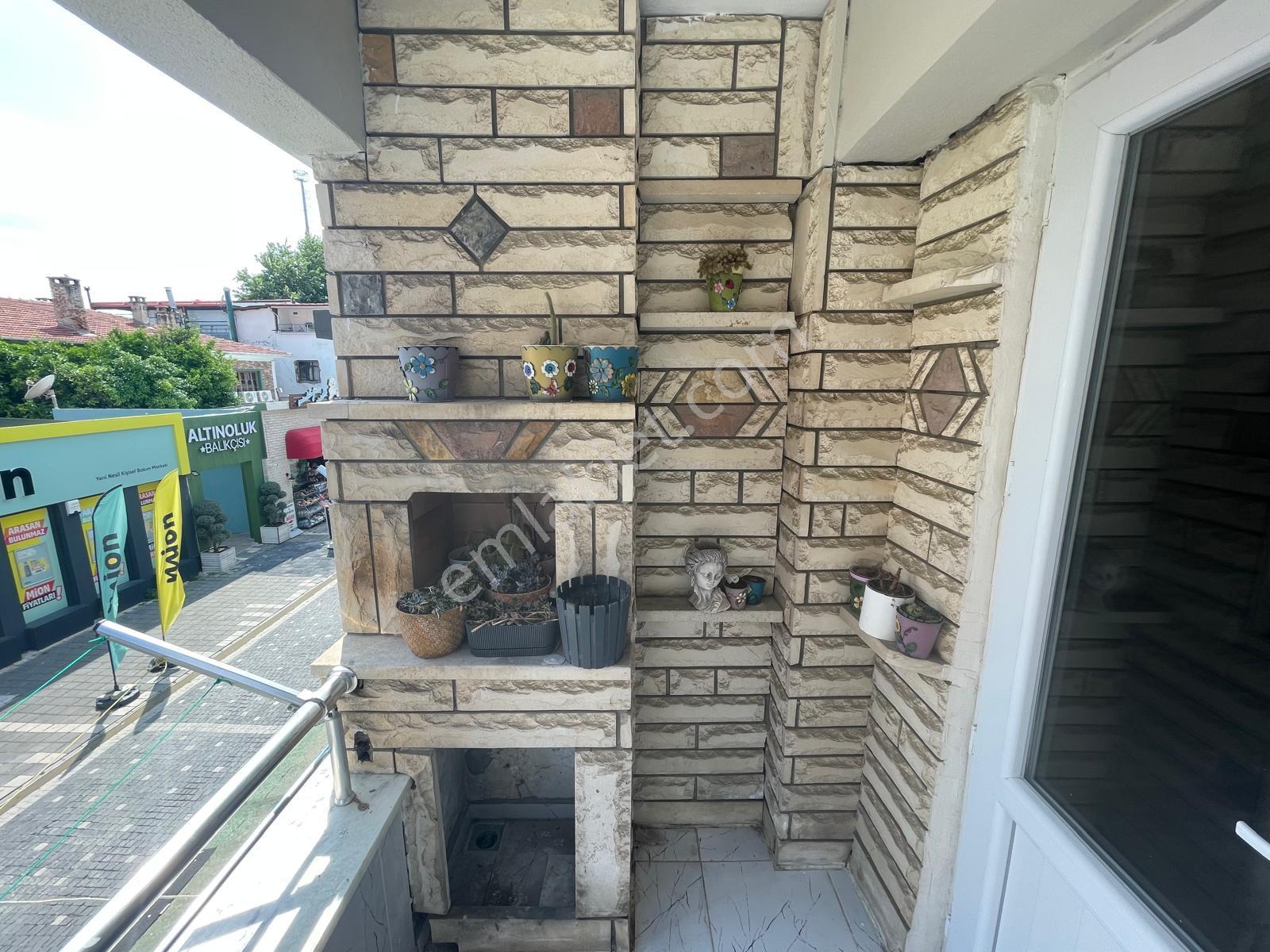 Balıkesir Altınoluk'ta Kiralık Deniz'e Çok Yakın 2+1 Daire - Görsel 3