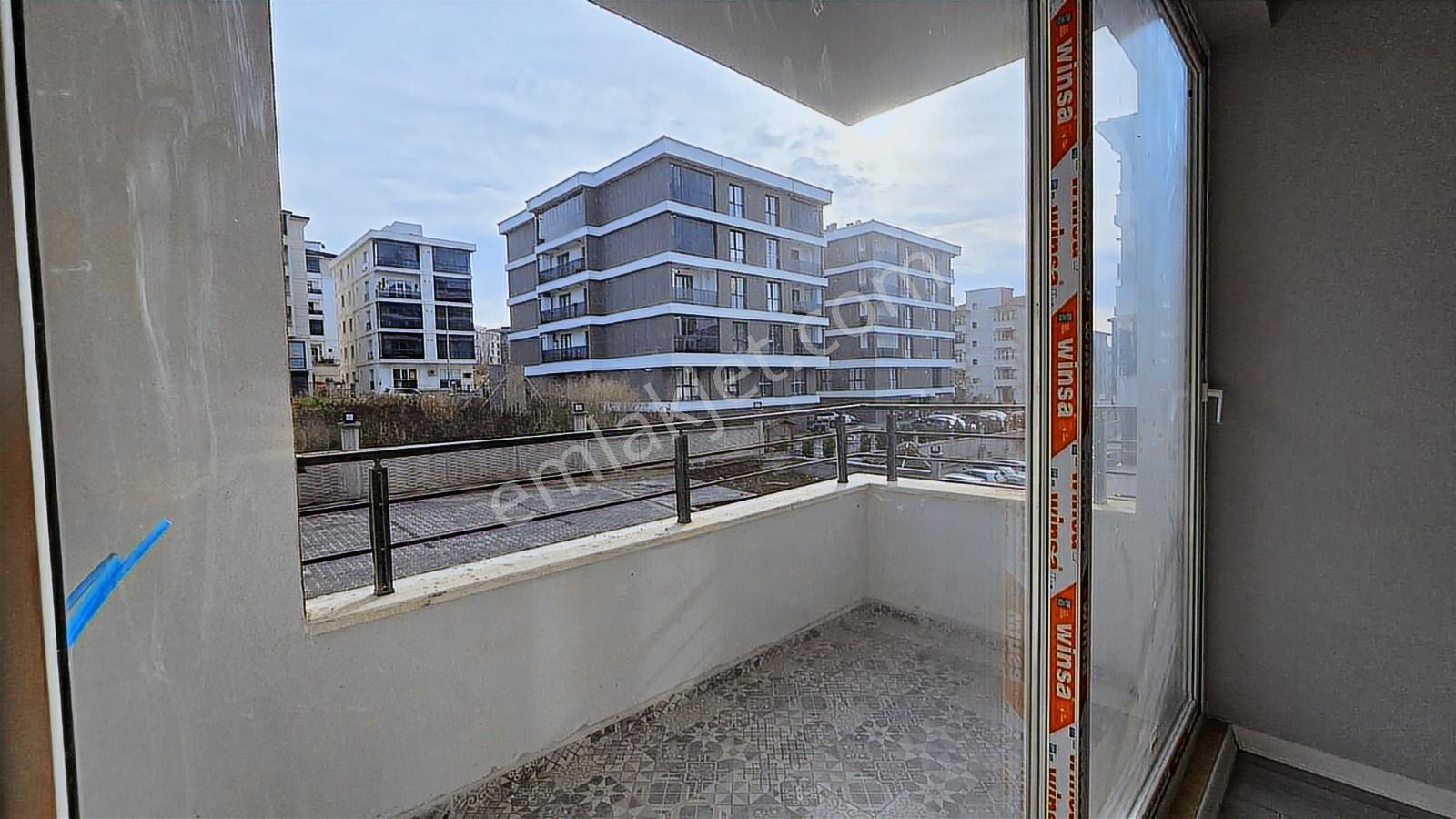 Atatürk Mahallesı'nde Geniş Ferah Arakat Satılık 1+1 Daire - Görsel 5