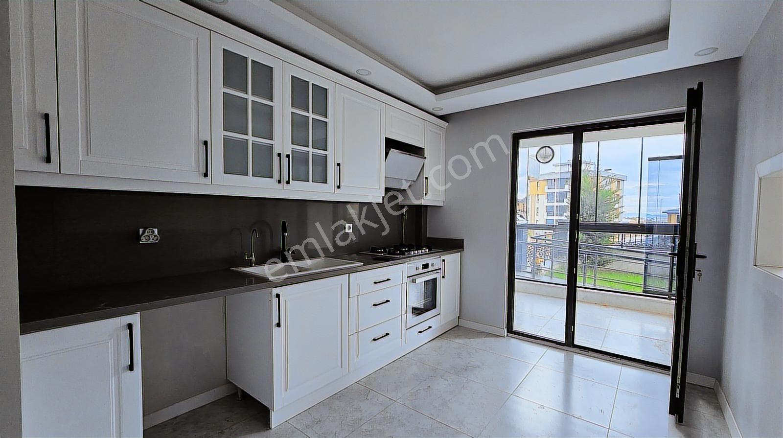 Hürriyet Mah. Giriş Kat Kapalı Otopark Ferah 3+1 Satılık Daire - Görsel 18