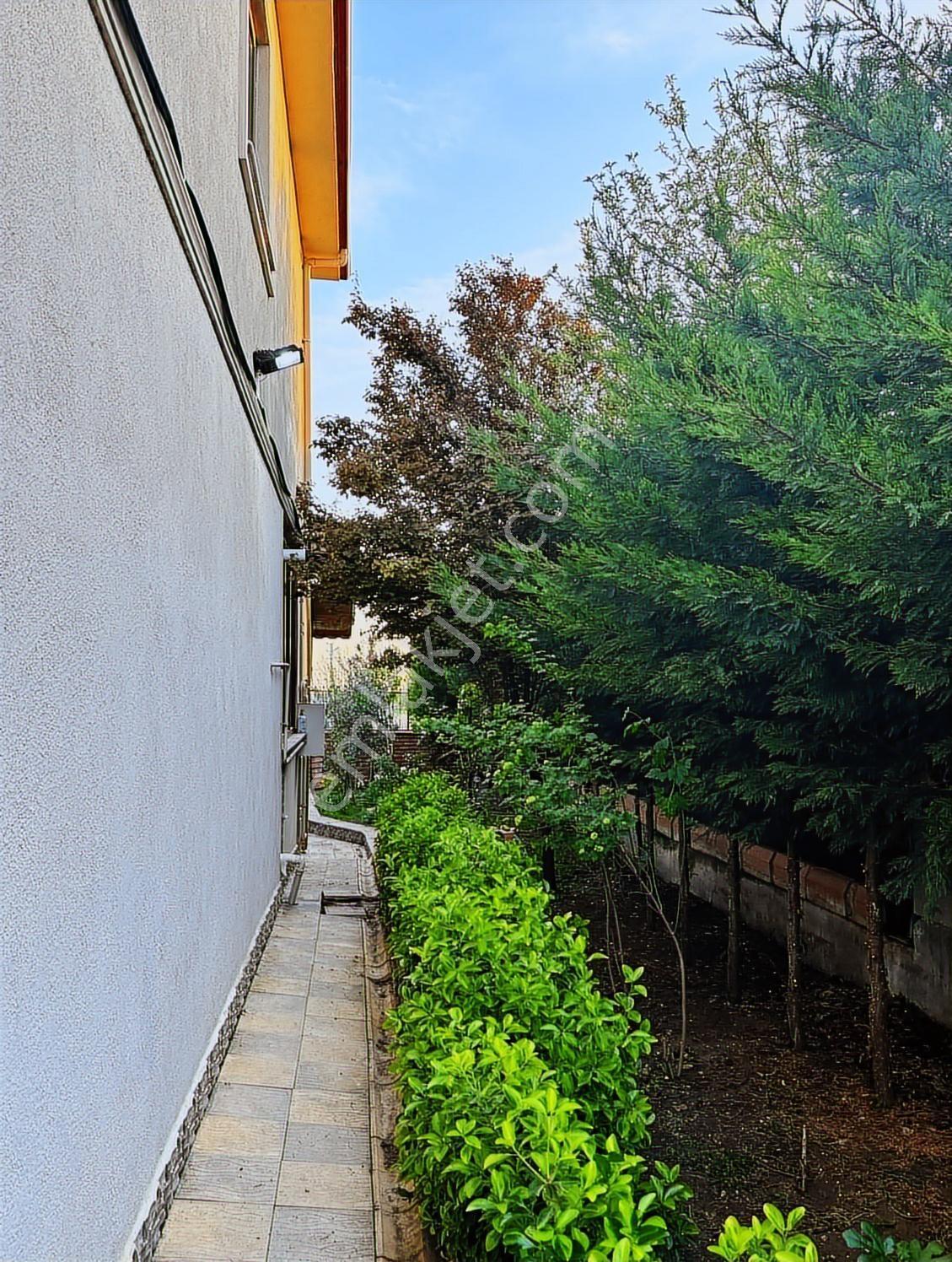 Evrensekiz Kapalı Garaj Geniş Bahçeli Satılık 5+1 Villa - Görsel 32