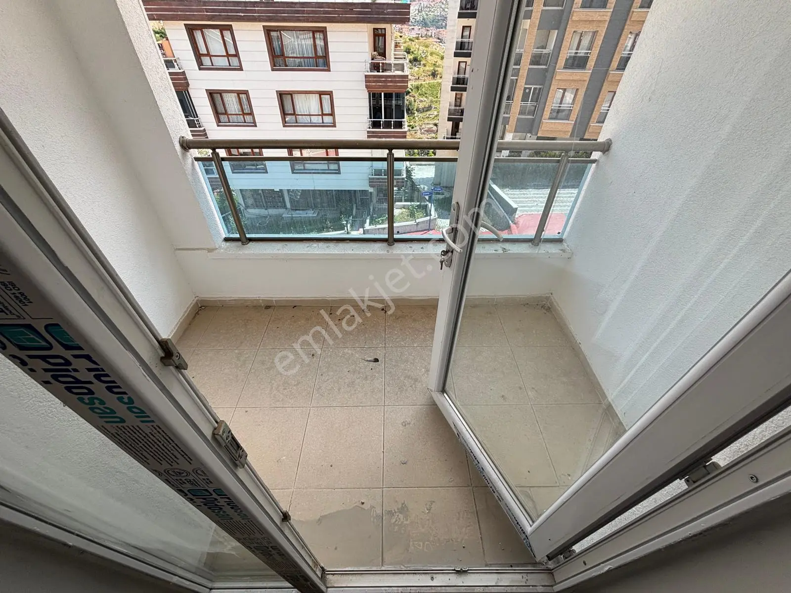 İlk-ev'den Yeni Binada Sıfır 3+1 Ön Cephe Asansörlü Kapalı Garajlı Kombili 3 Balkonlu - Görsel 4