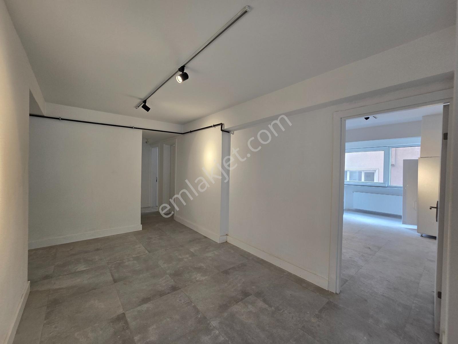 Çorlu Muhittin Mahallesi Cadde Üzeri 3+1 Satılık Daire - Görsel 32