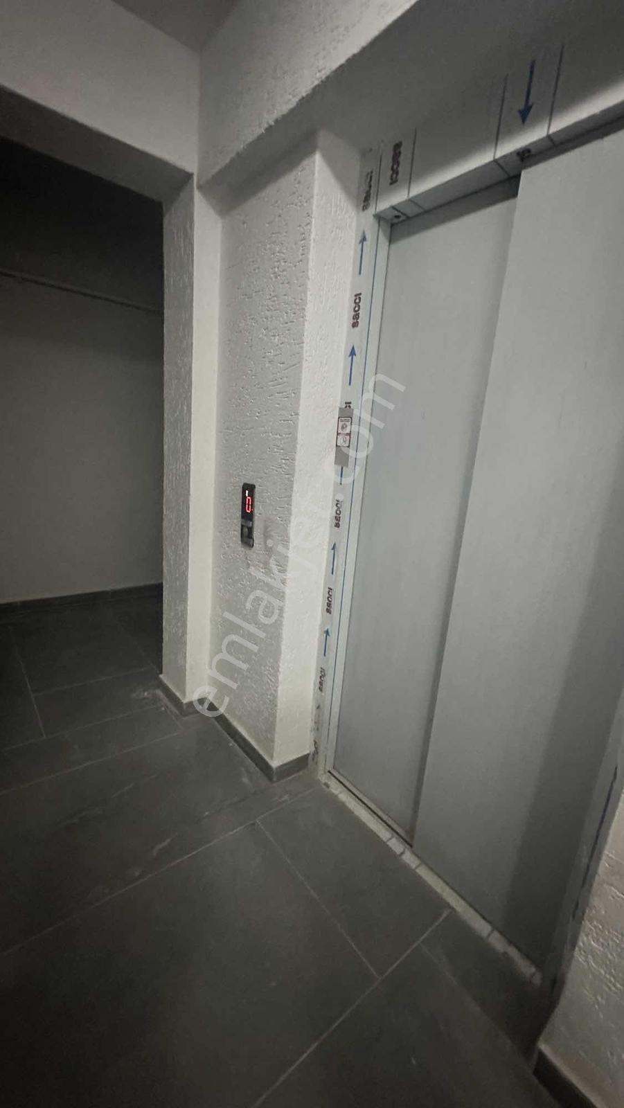 Çorlu Havuzlar Mahallesi'nde Oturuma Hazır 1+1 Kiralık Daire - Görsel 6
