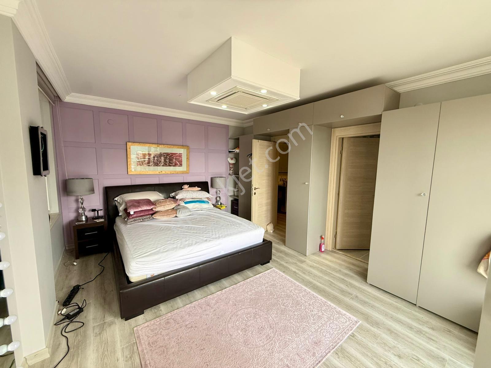 Alanya Kargıcakta Konforun Buluştuğu Müstakil Triplex 5+1 Villa - Görsel 19