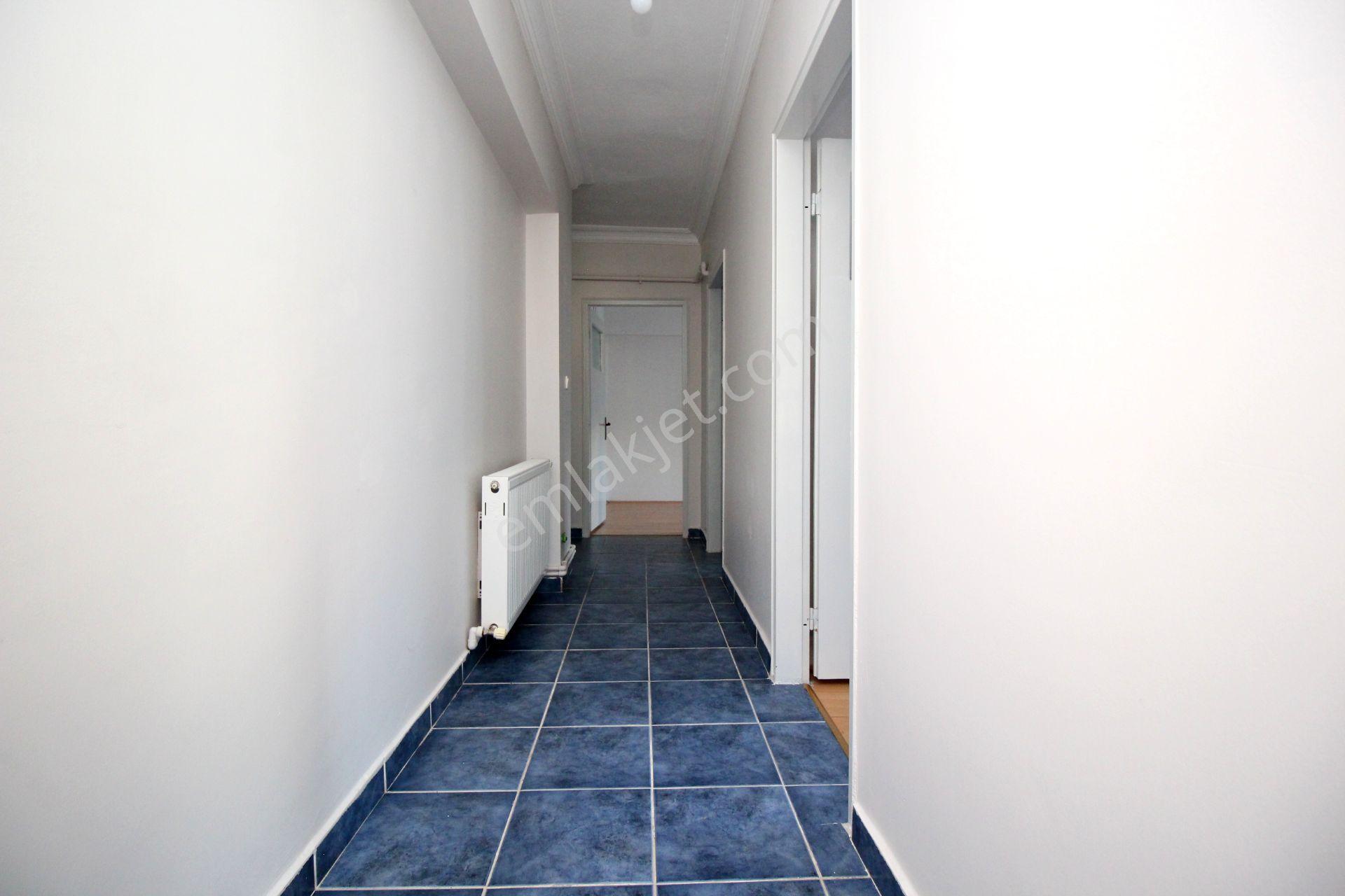 Elvankent'te 14.cd Yanı Arakat Çift Balkon 3+1 Kiralık Daire - Görsel 23