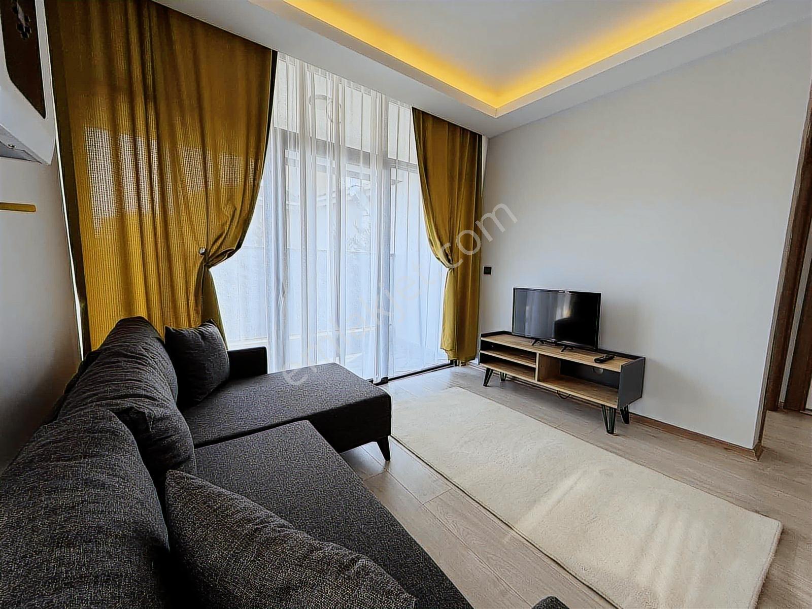 Alaçatı'dan/bulvar Ve Market Yakını/sıfır Eşyalı/yerden Isıtmalı - Görsel 15