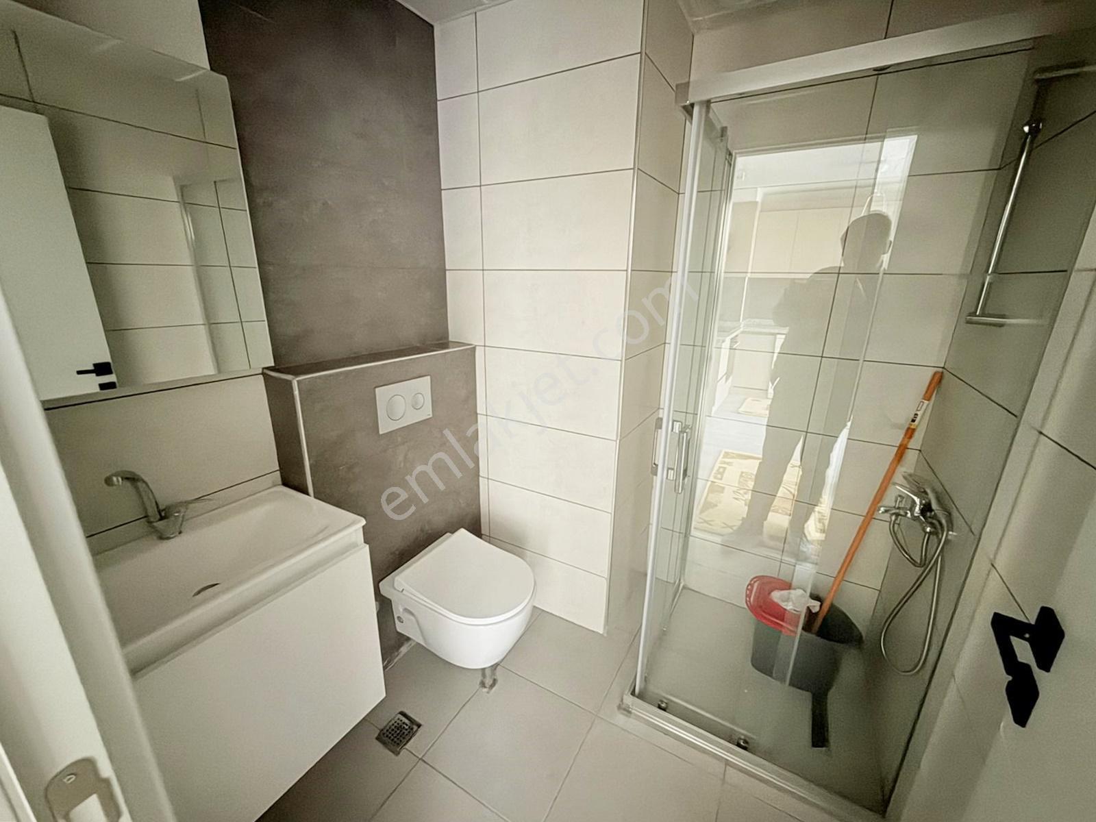 ▄seyit Gayrimenkul▄ege Mah.lüx Sıfır Sitede Full Eşyalı Kiralık - Görsel 12