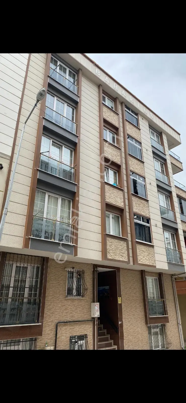 Esenyurt Ta Metrobüse Çok Yakın 3+1 Satılık Daire Aile Binası !