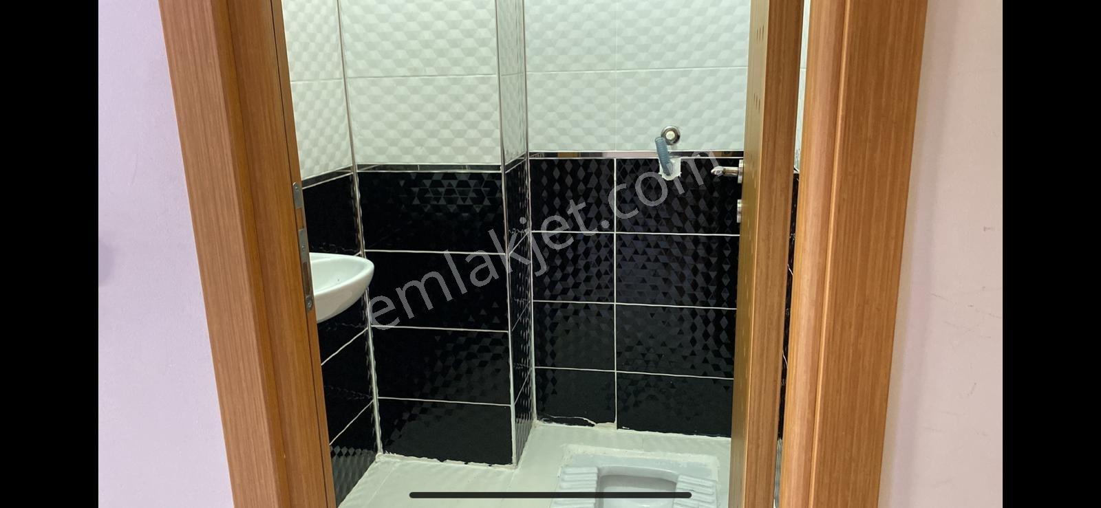 Esenyurt Ta Metrobüse Çok Yakın 3+1 Satılık Daire Aile Binası ! - Görsel 10