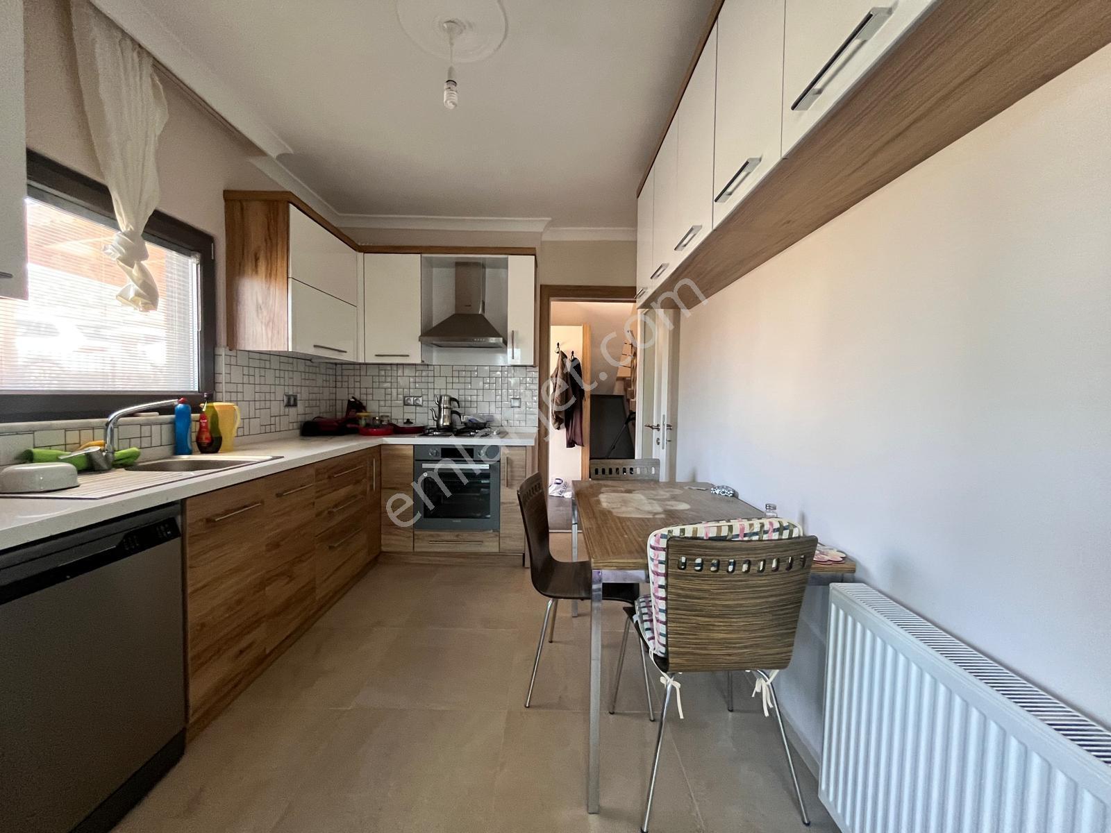 Kavuşturan'dan Satılık Güre Kavurmacılar Yolunda Manzarlı Villa - Görsel 14
