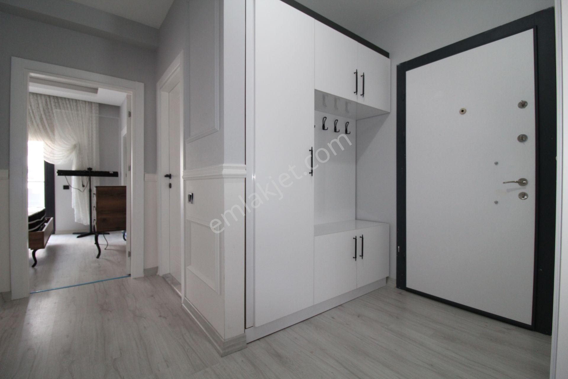 Aslan'dan Mezitli De Havuzlu Site İçi Full Eşyalı Kiralık 2+1 - Görsel 15