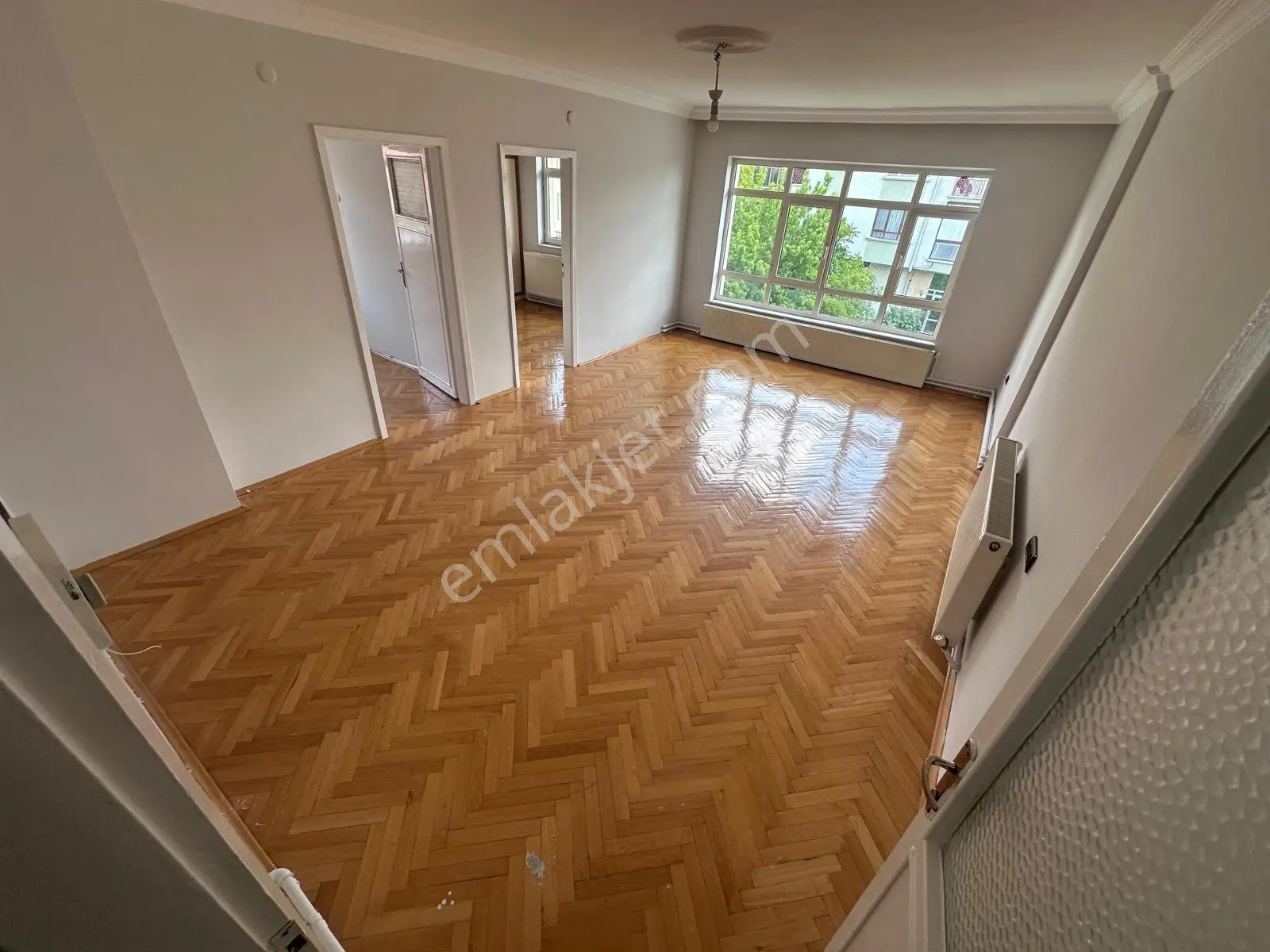 (3311) Sanatoryum Cadde Üzeri Metro Ya Yakın 3+1 Kiralık Daire
