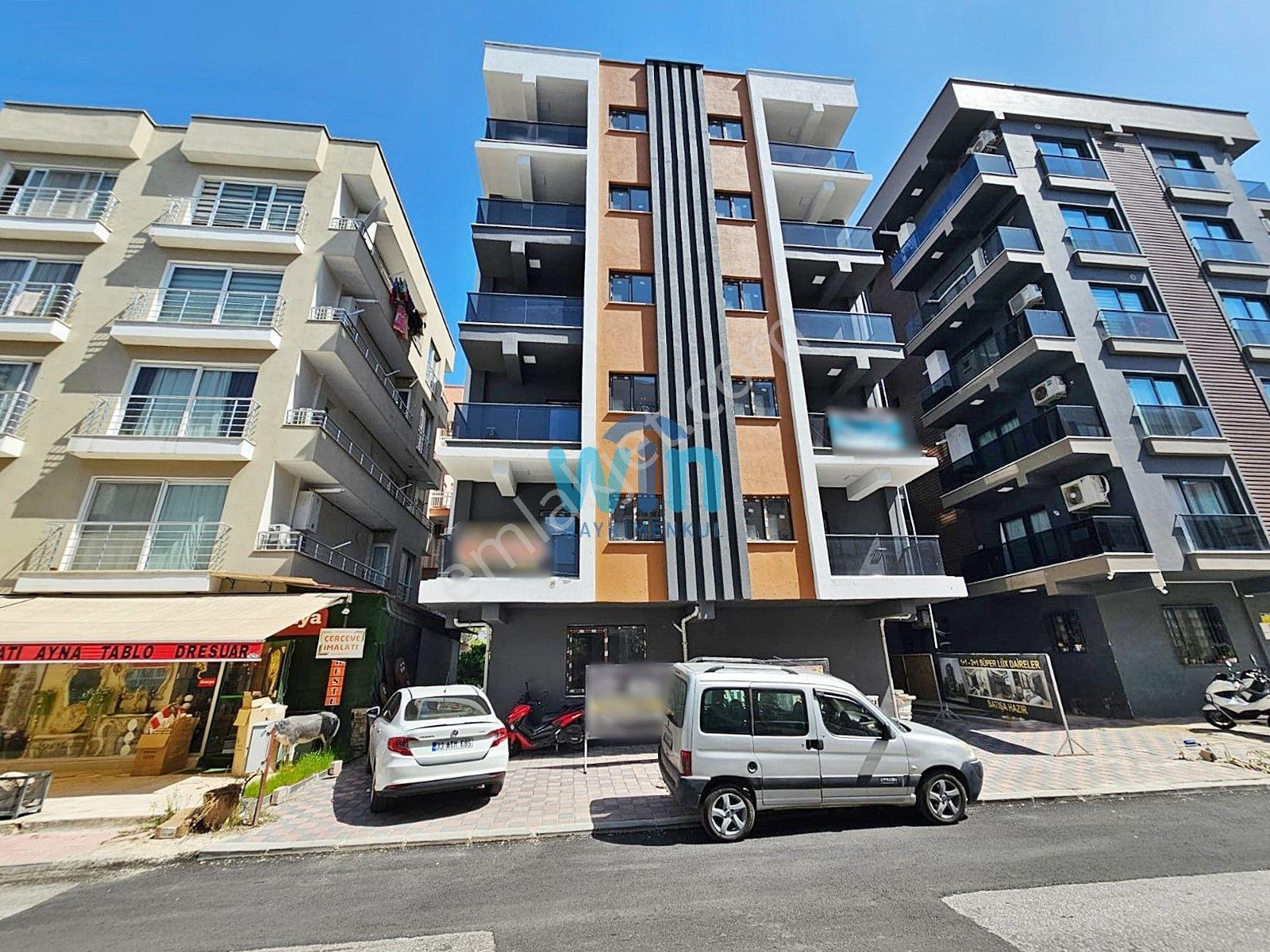 Win 'den Adnan Menderes Bulvarına Yakın Ultra Lüks Satılık 1+1 - Görsel 2