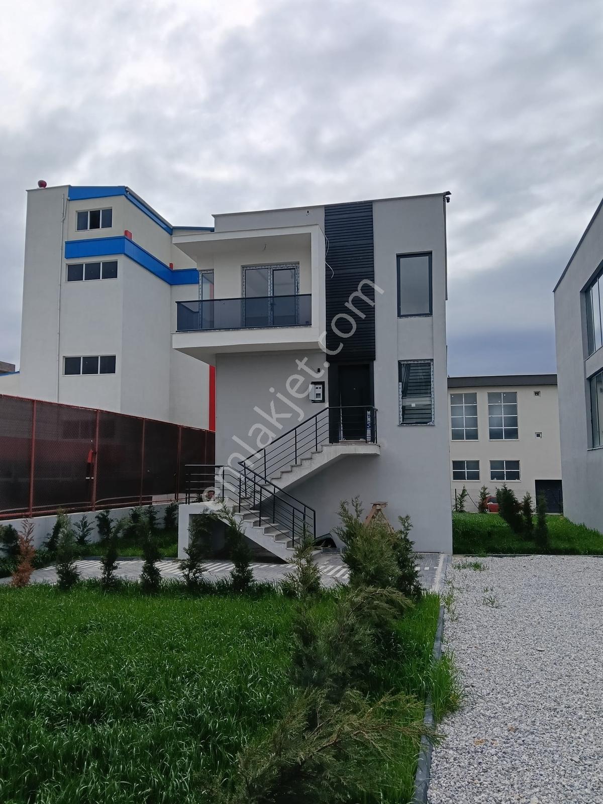 Yeni Bağlıca'da Satılık 4+2 Sıfır Villa - Görsel 19
