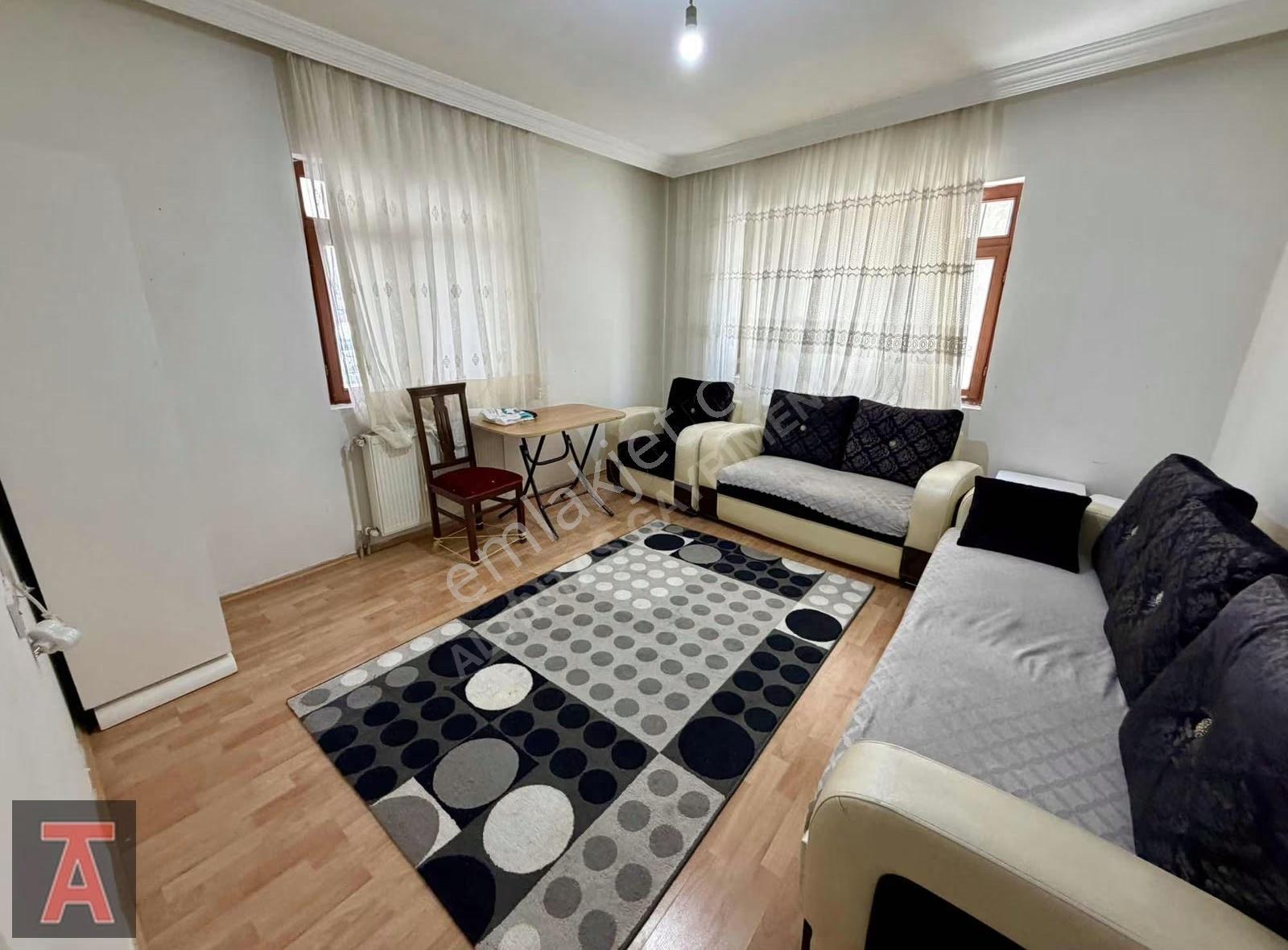 30 Ağustos Mah'de Cadde Üzeri Merkezi Lokasyon Eşyalı 2+1 - Görsel 15